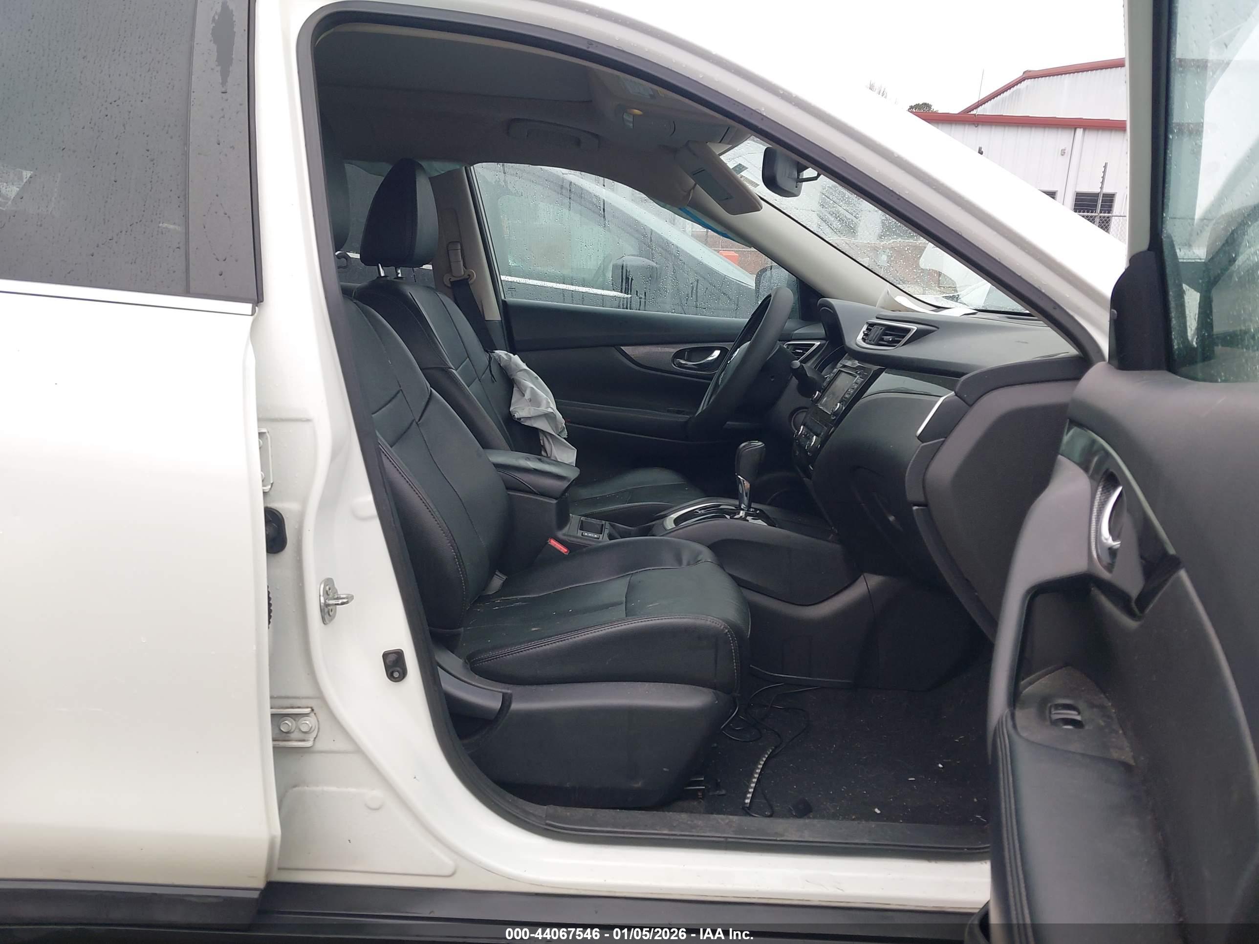 NISSAN ROGUE image 5