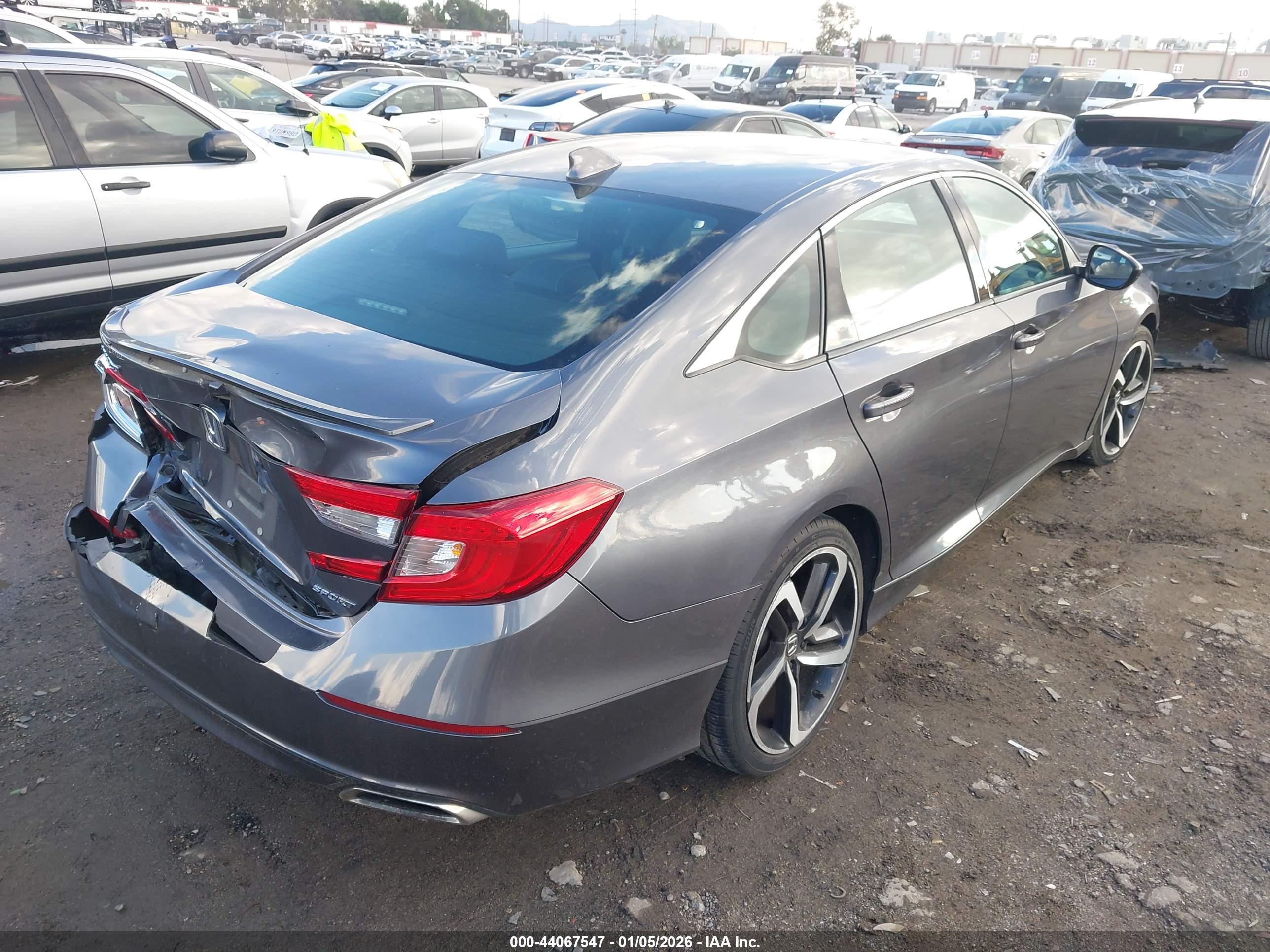 HONDA ACCORD image 4