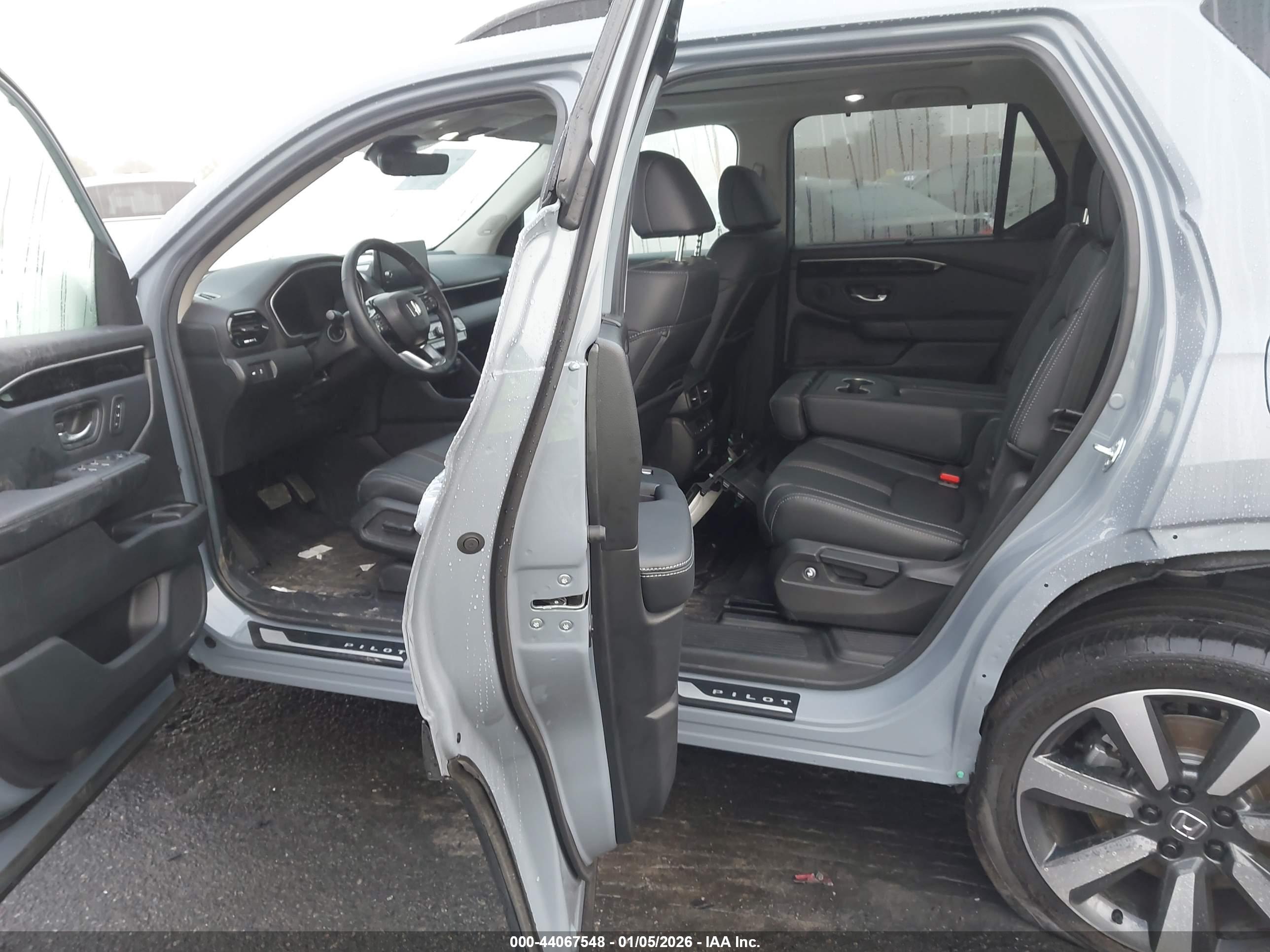 HONDA PILOT image 8