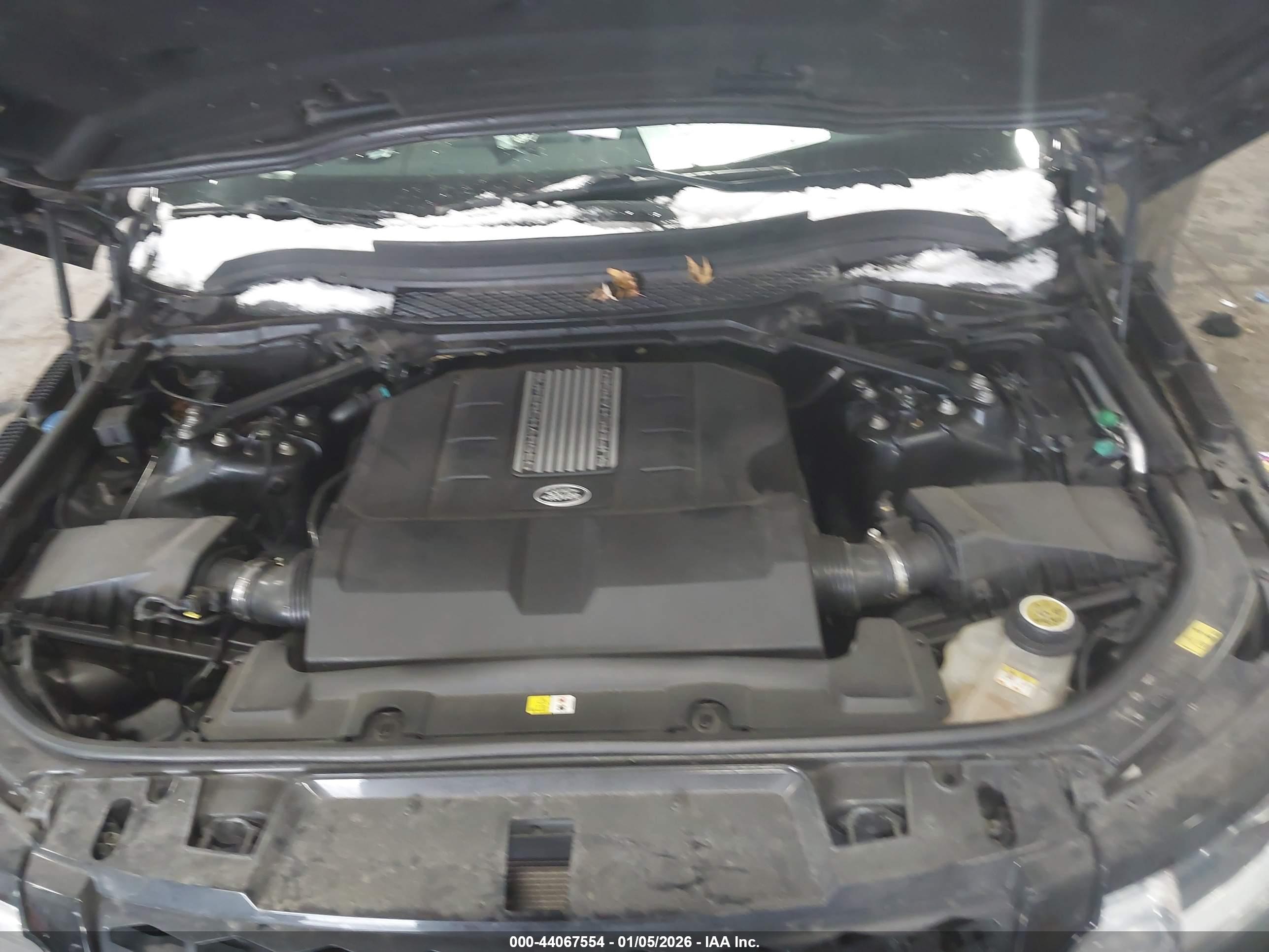 LAND ROVER image 10