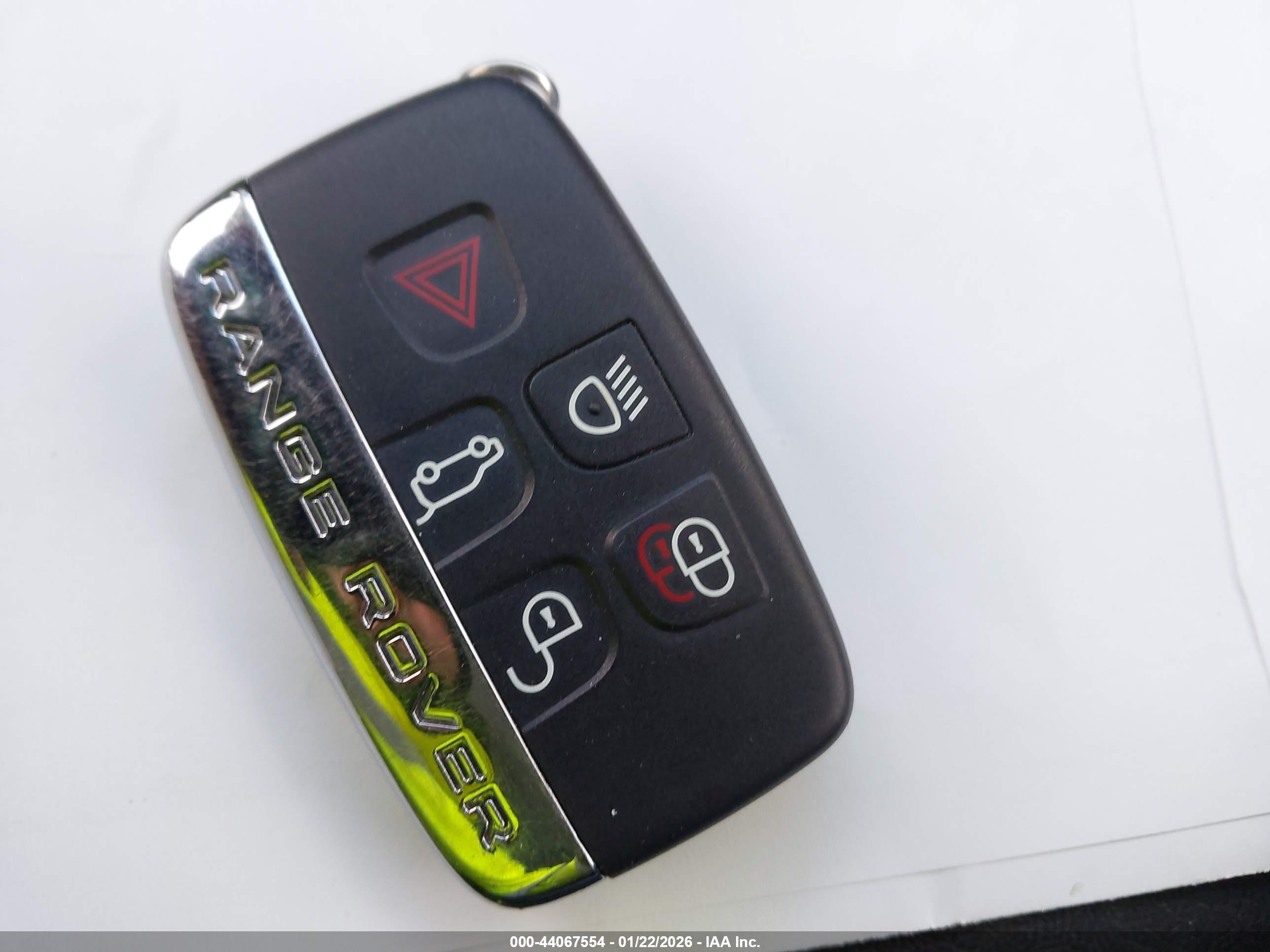 LAND ROVER image 11