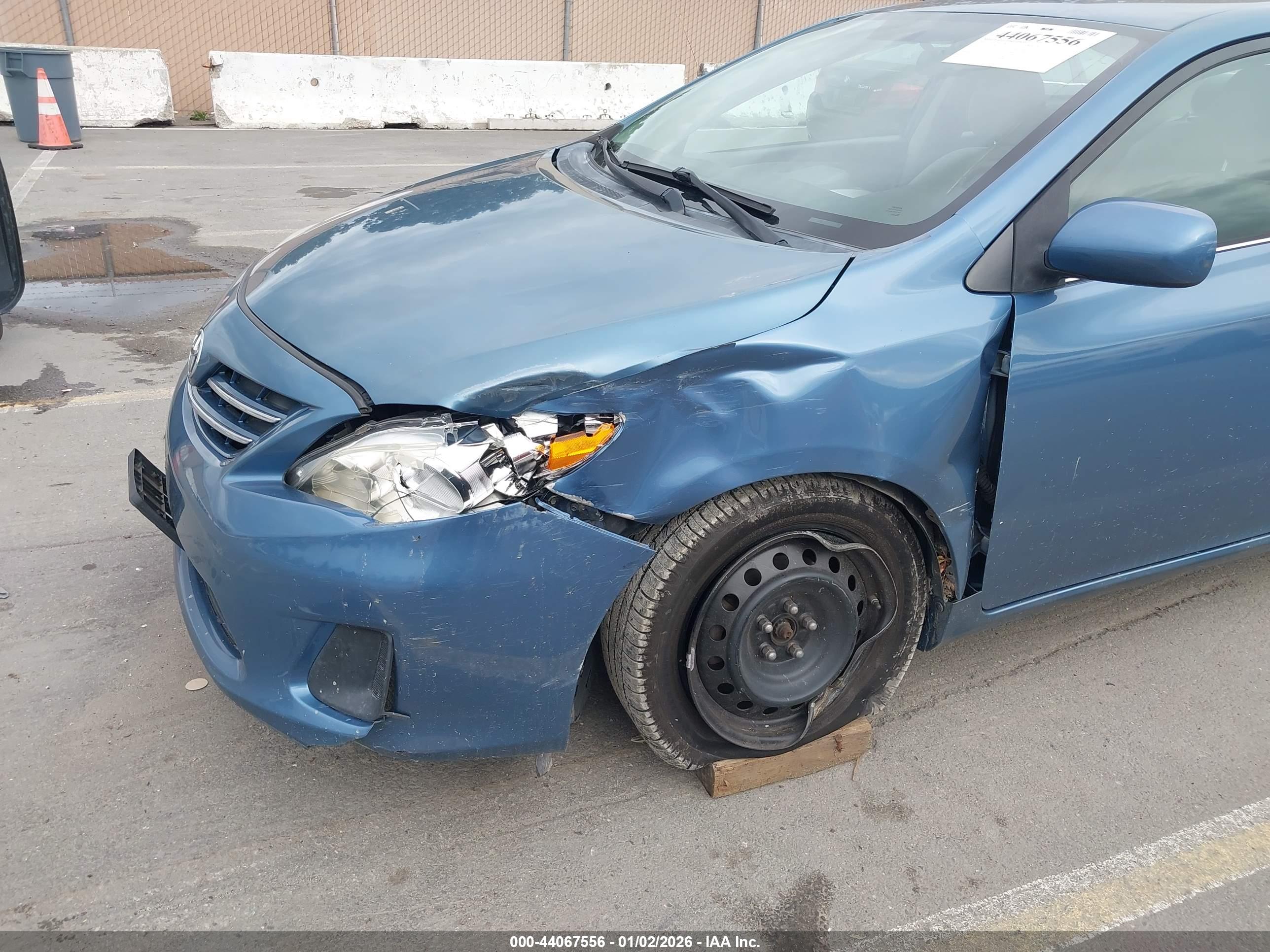 TOYOTA COROLLA image 6