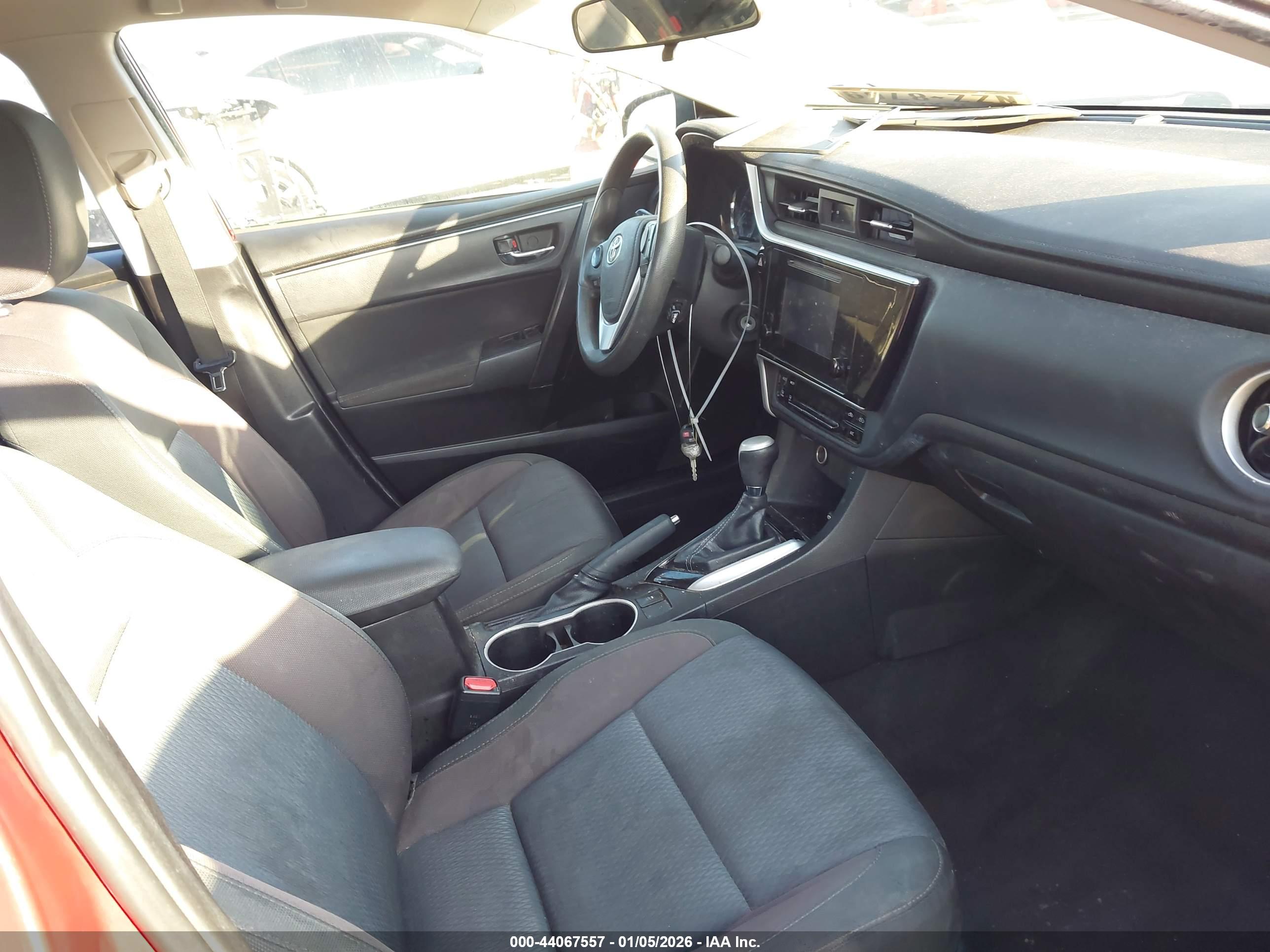 TOYOTA COROLLA image 5