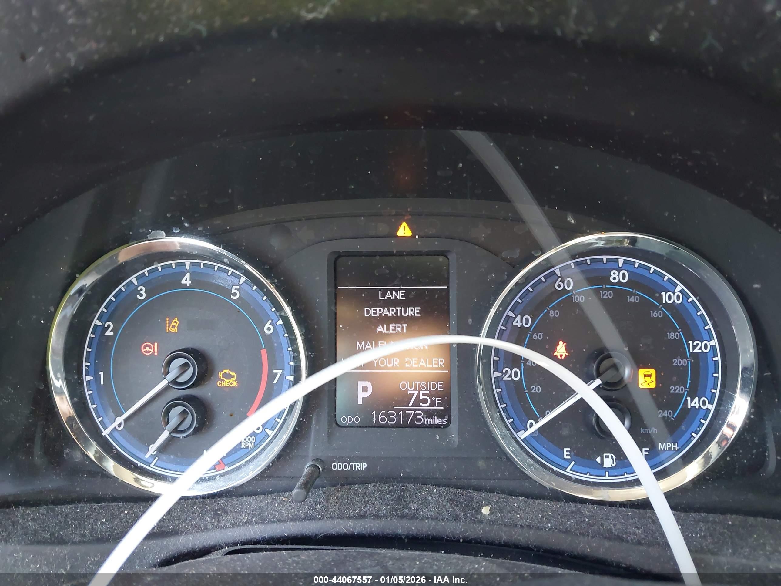 TOYOTA COROLLA image 7