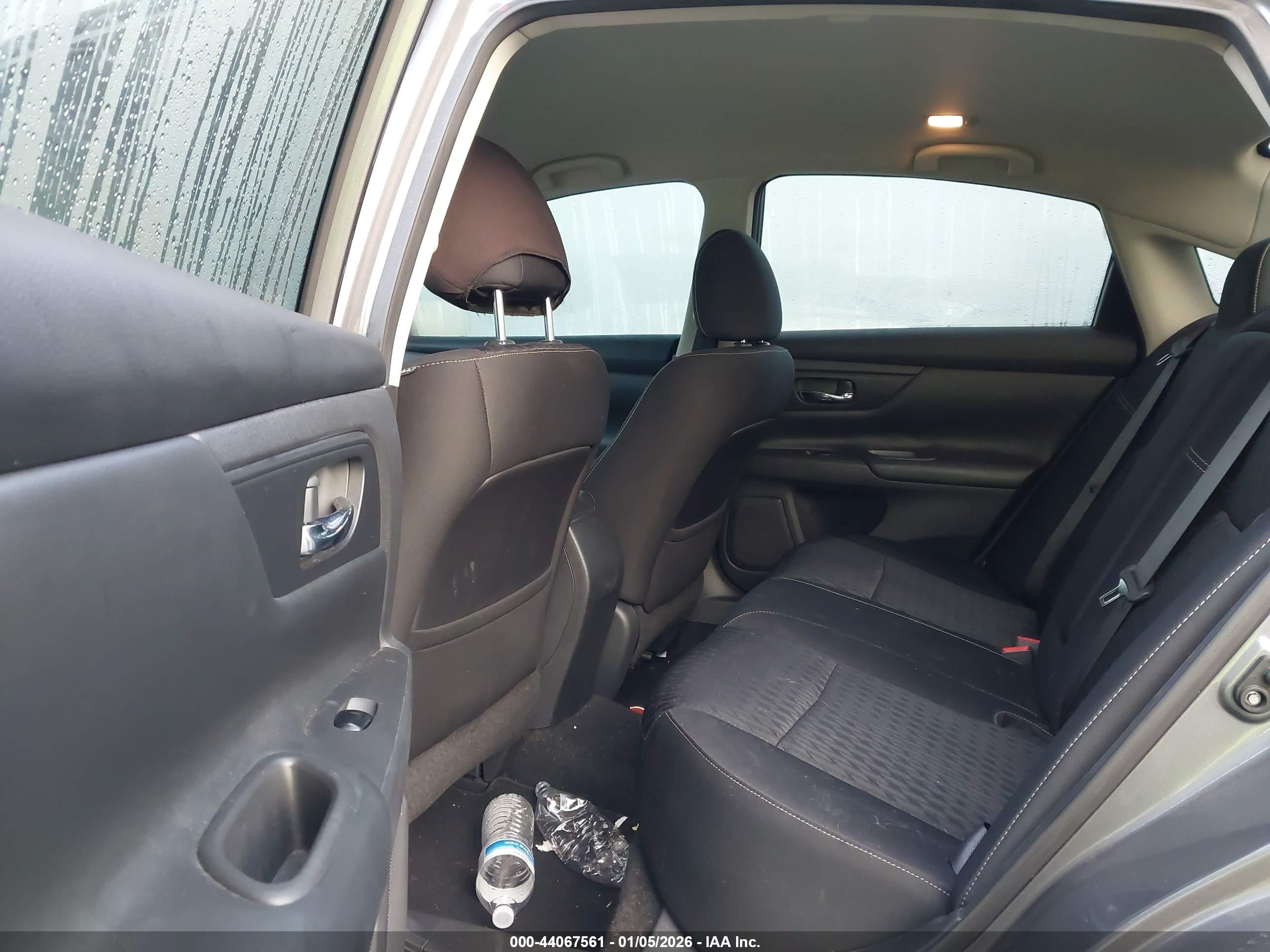 NISSAN ALTIMA image 8