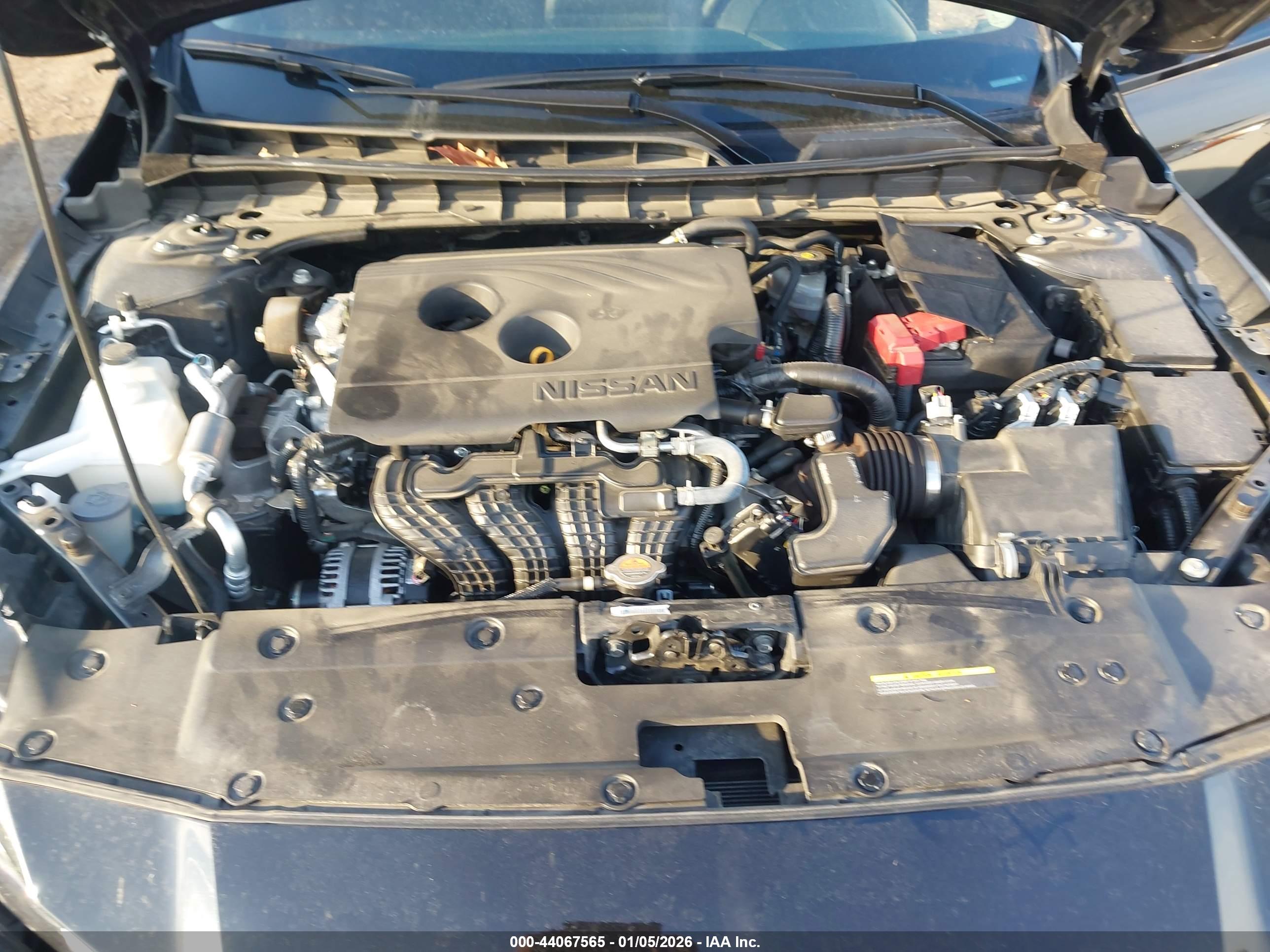 NISSAN ALTIMA image 10