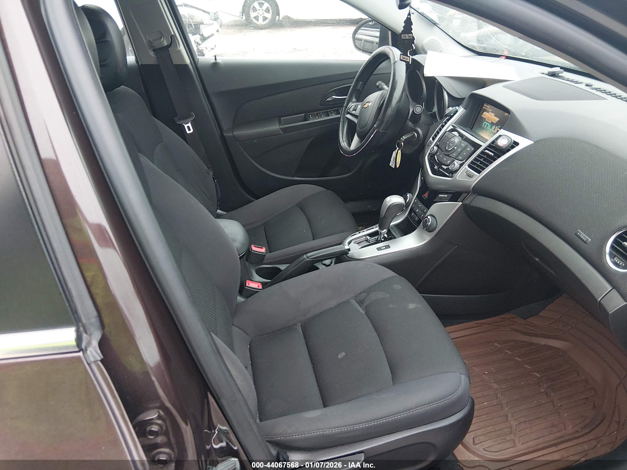 CHEVROLET CRUZE image 5