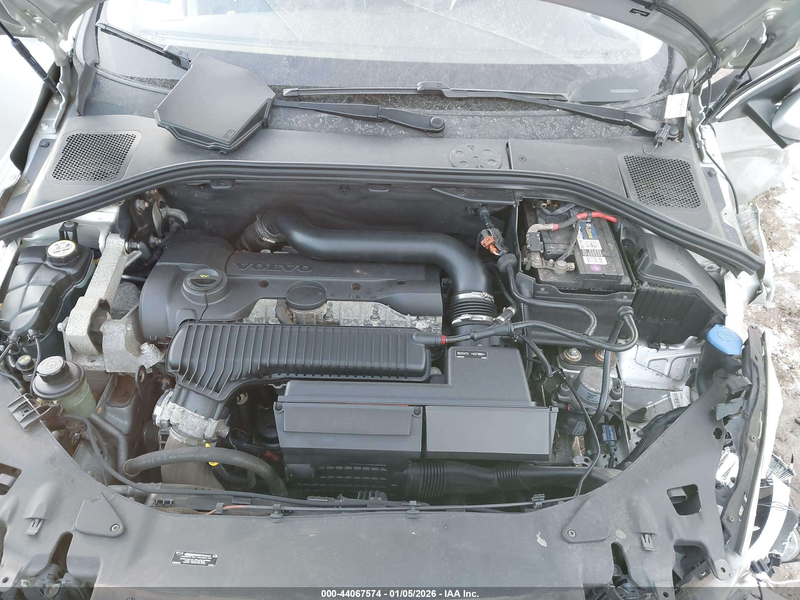 VOLVO S60 image 10