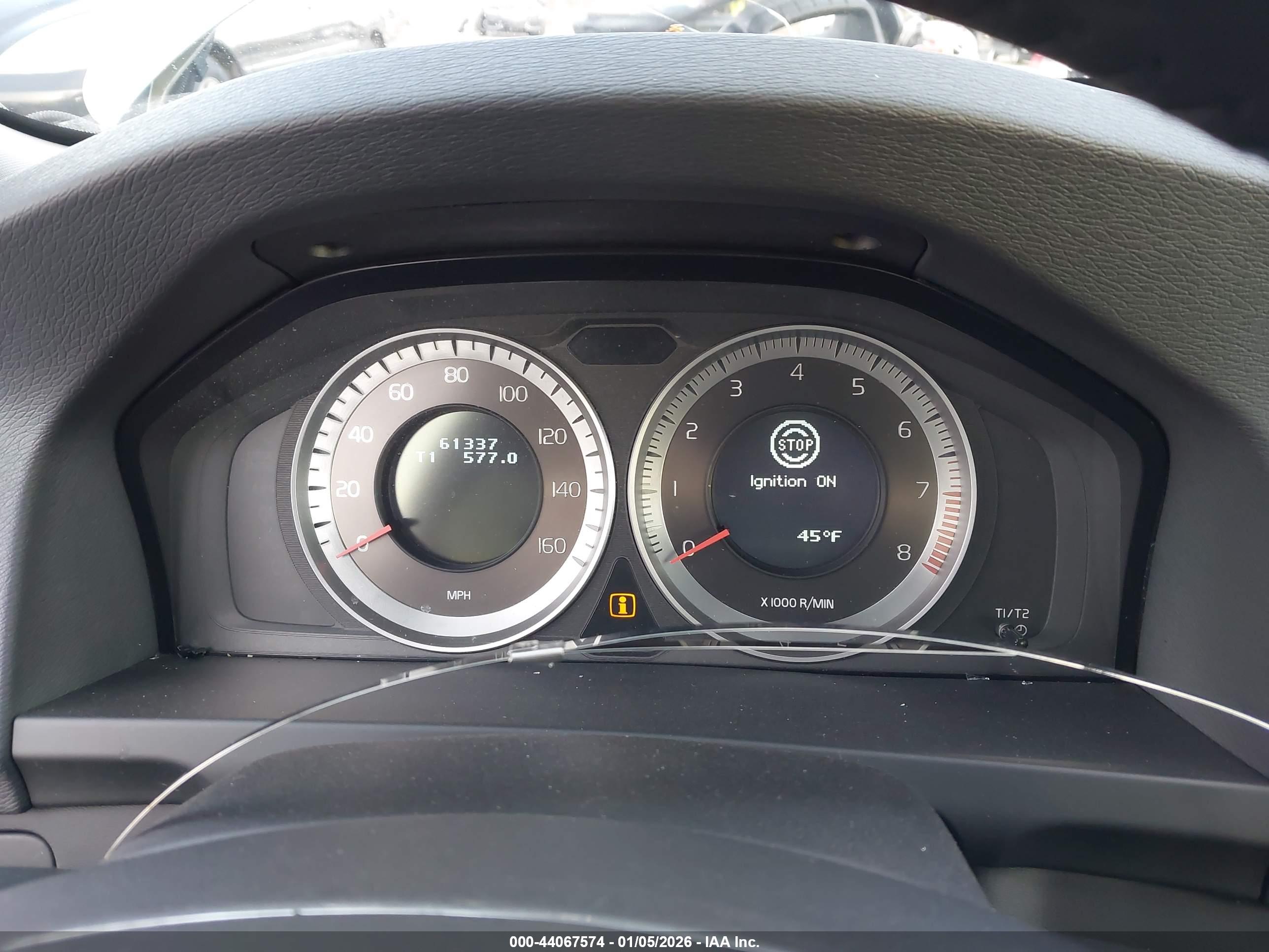 VOLVO S60 image 7