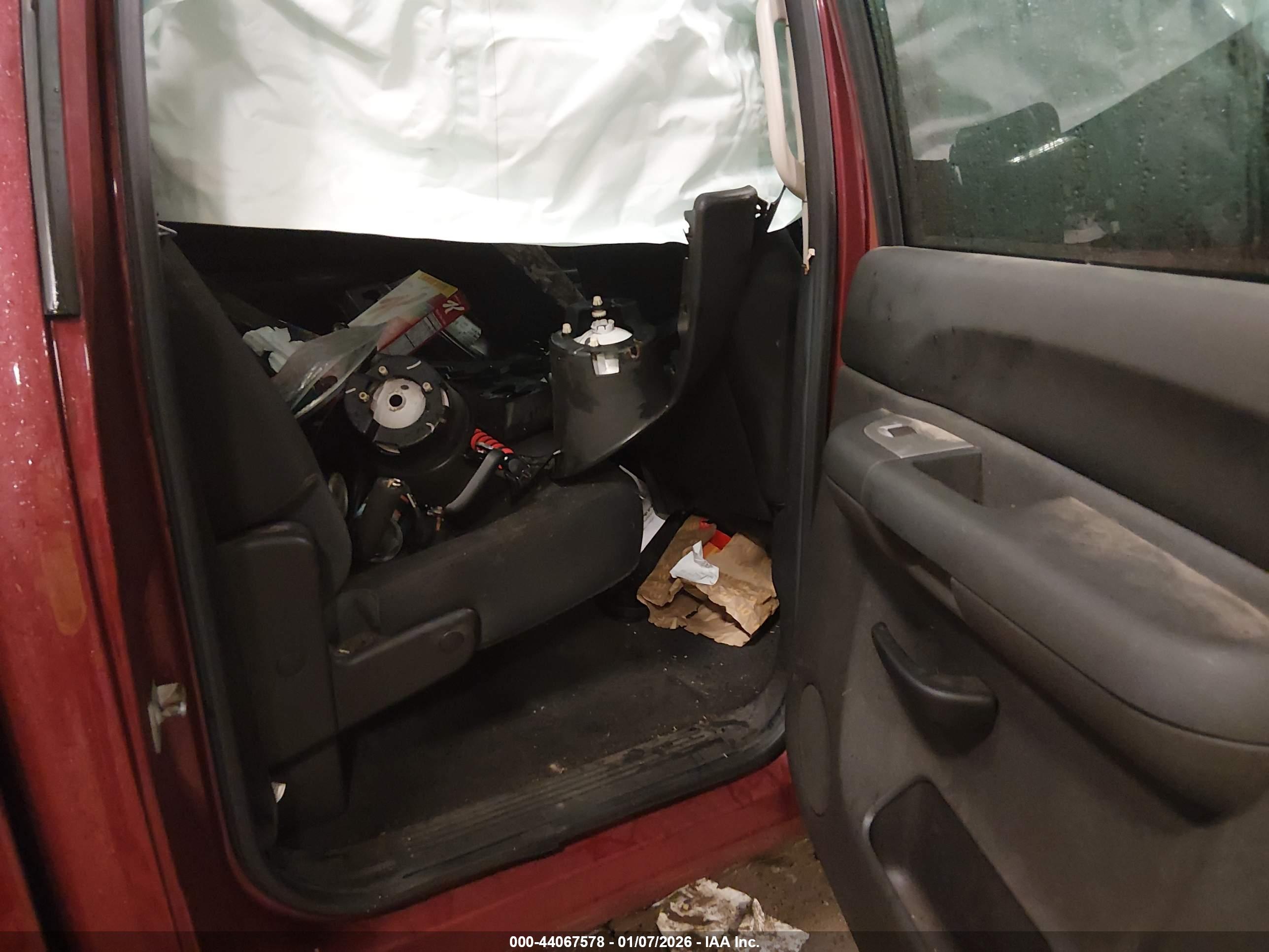 GMC SIERRA image 8