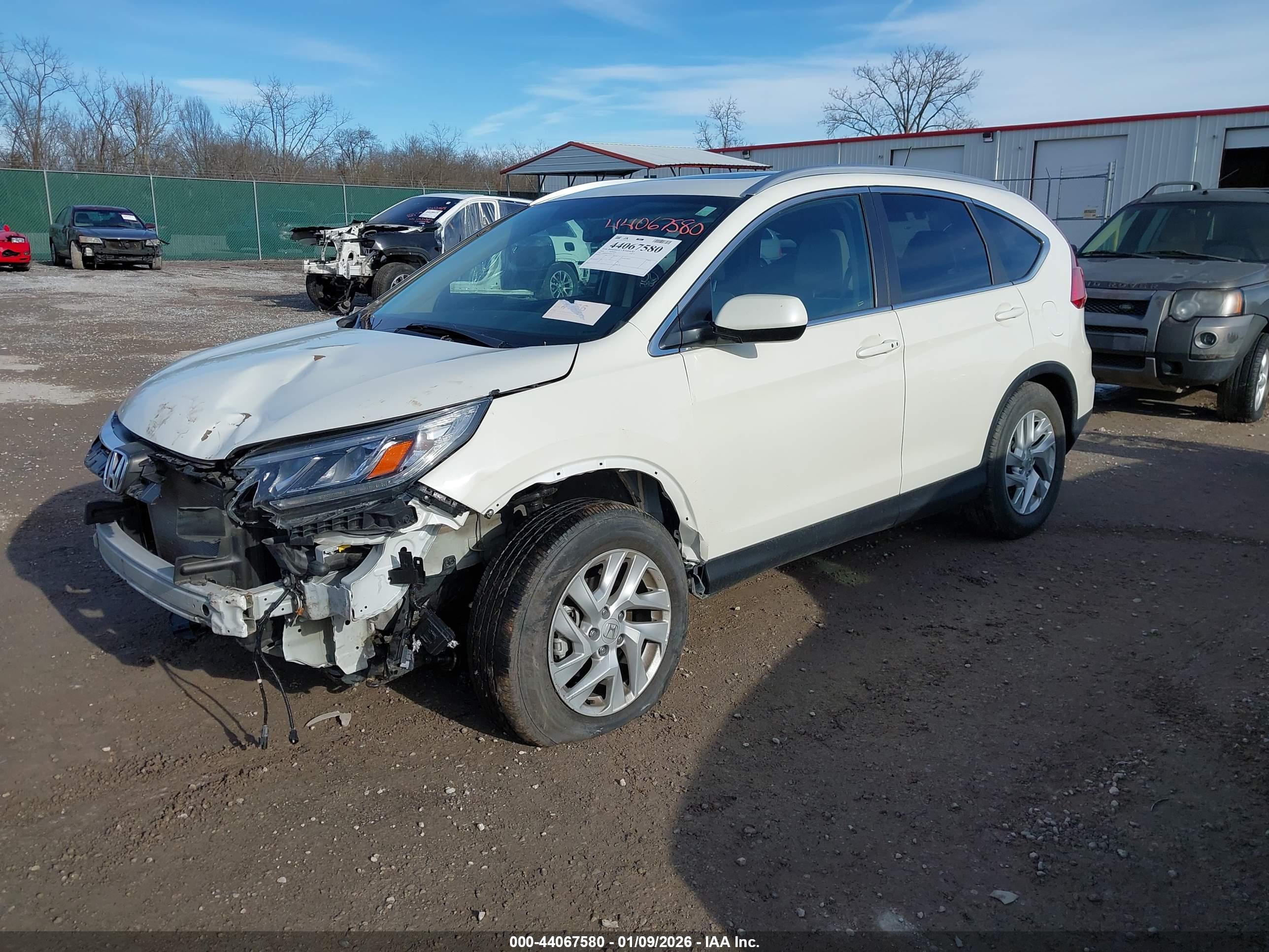 HONDA CR-V image 2
