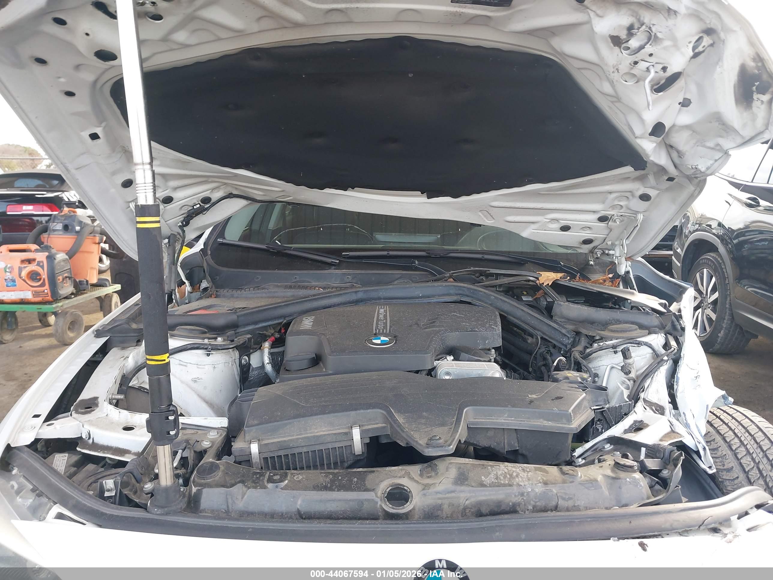 BMW 328I image 10