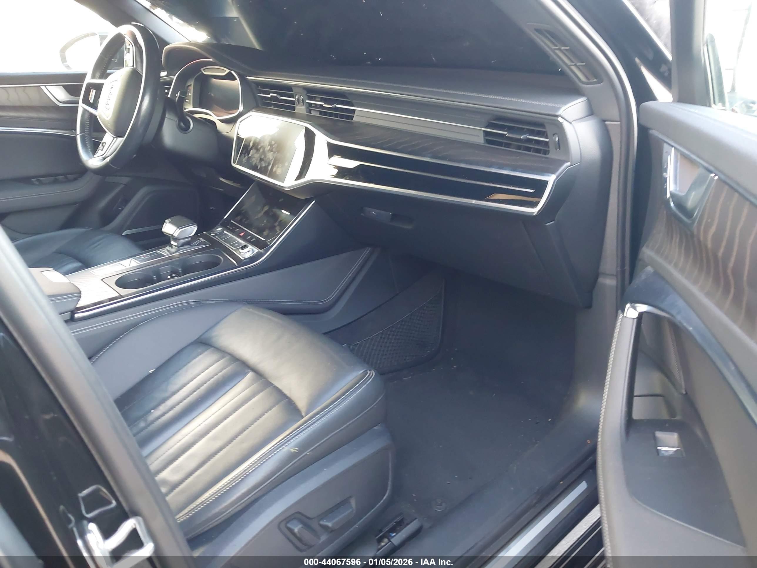 AUDI A6 image 5
