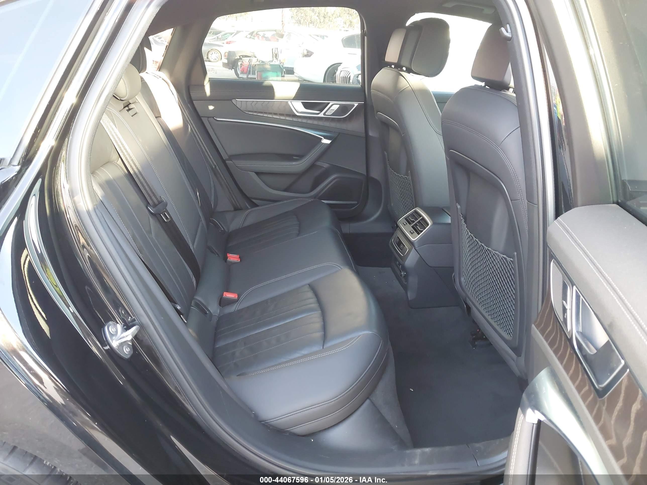AUDI A6 image 8