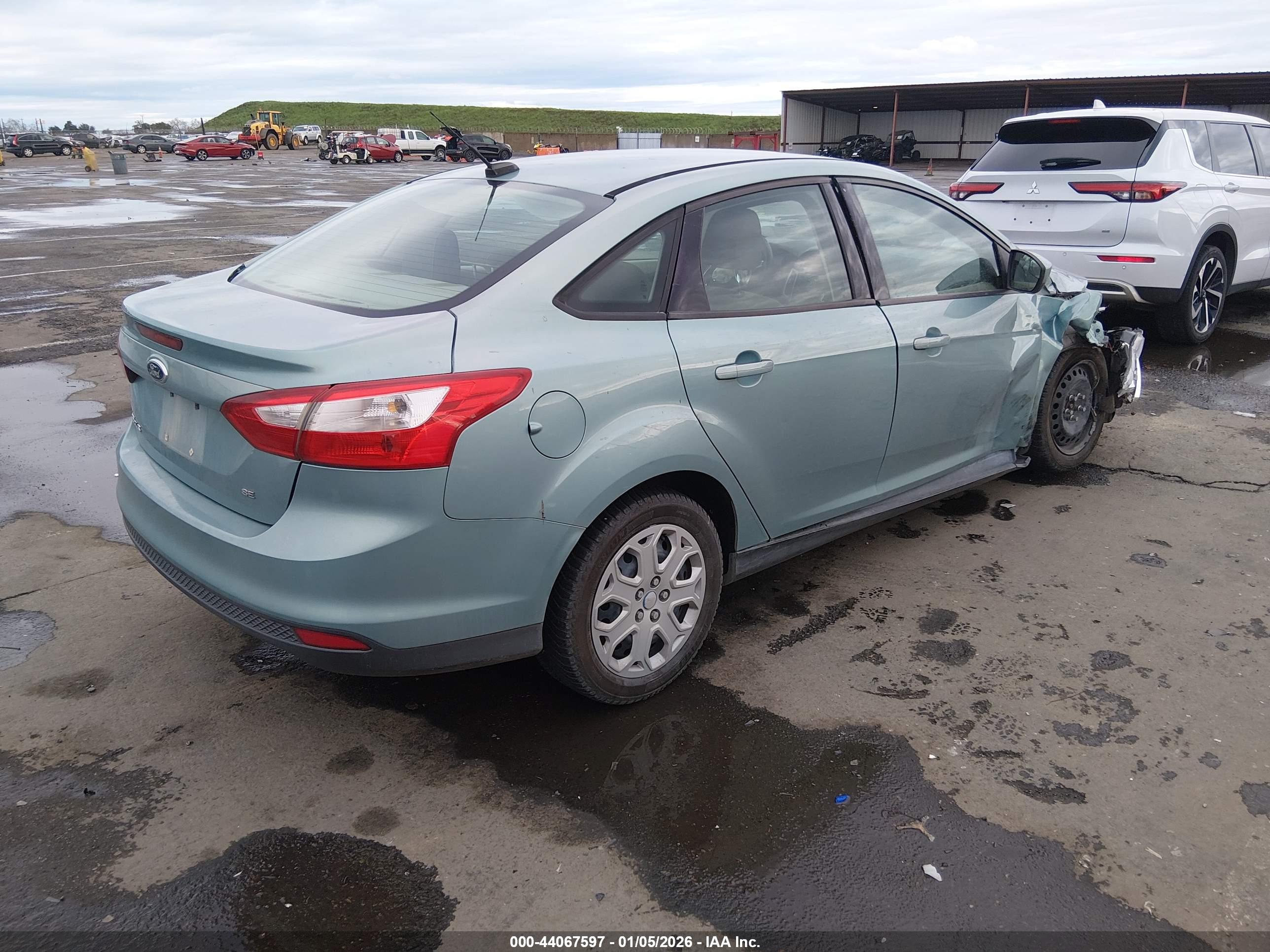 FORD FOCUS image 4