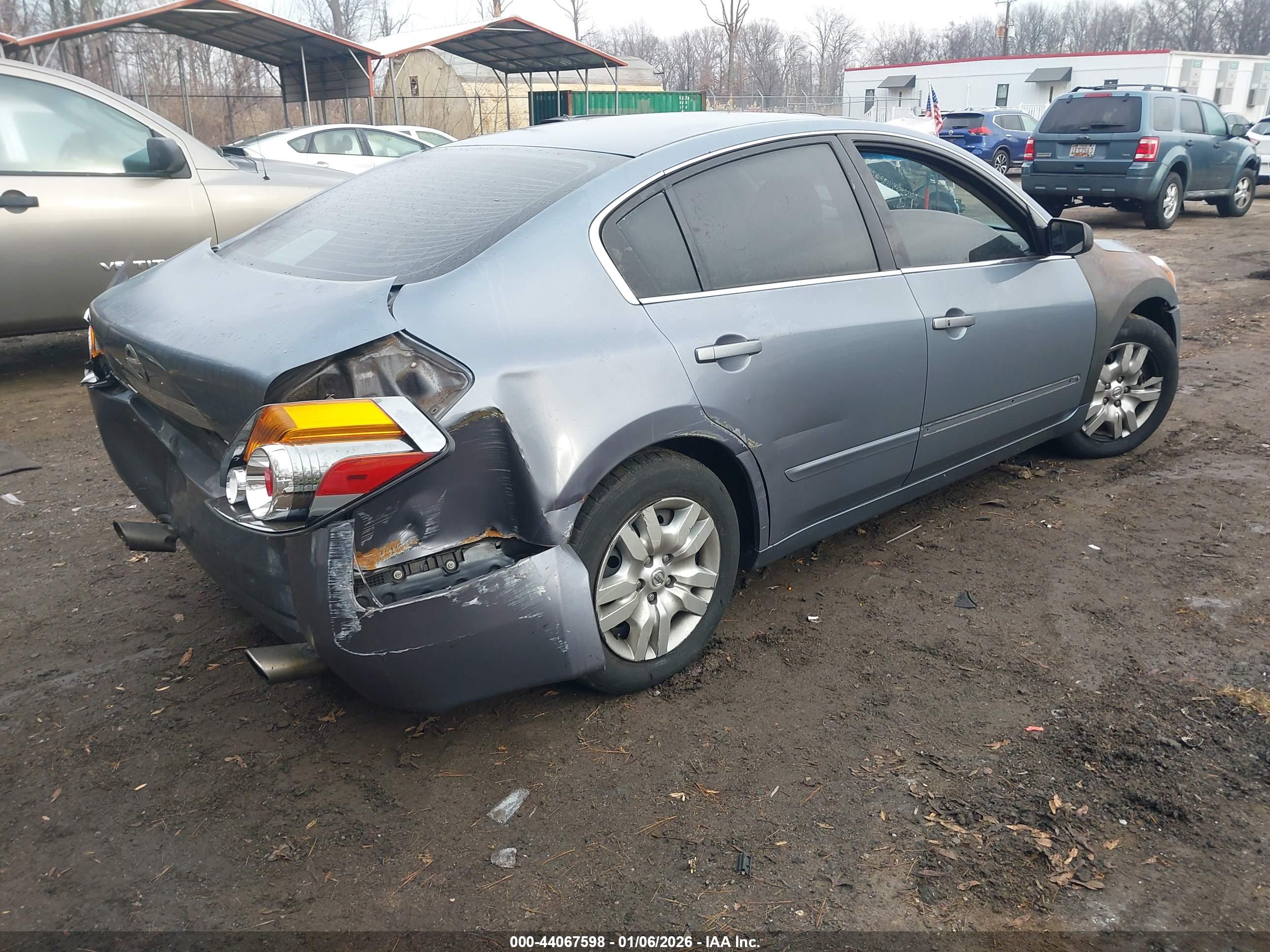 NISSAN ALTIMA image 4