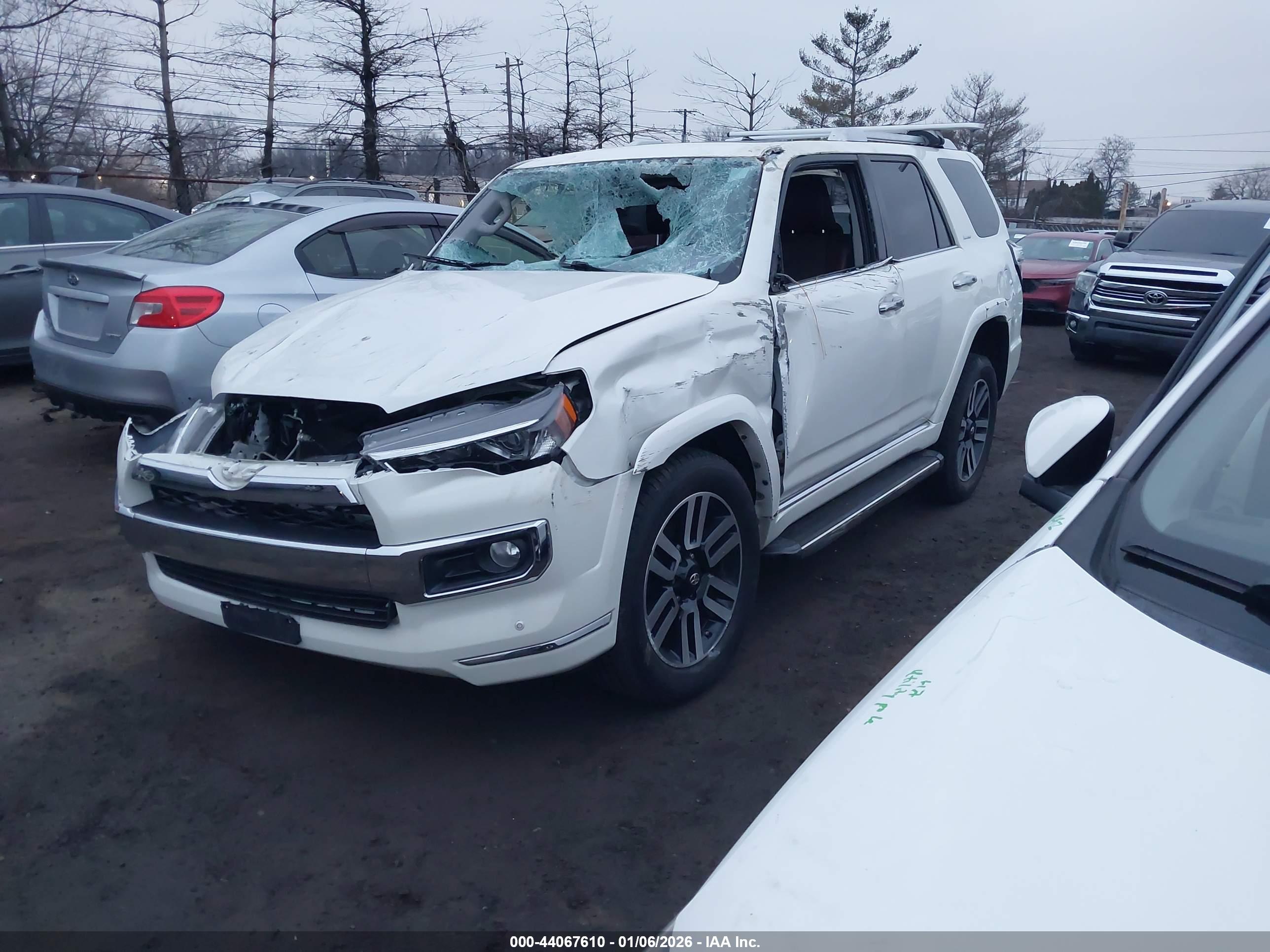 TOYOTA 4RUNNER image 2