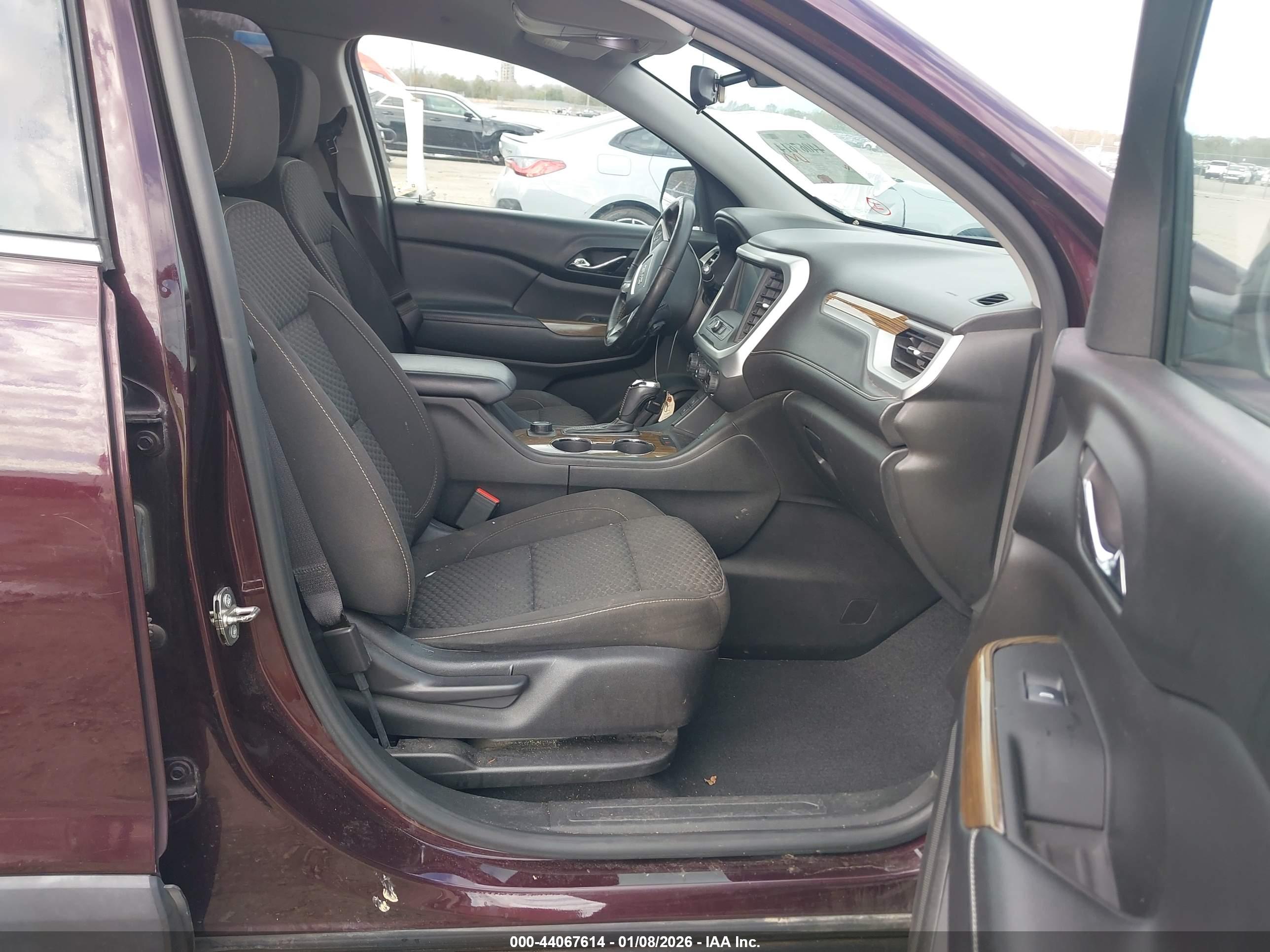 GMC ACADIA image 5