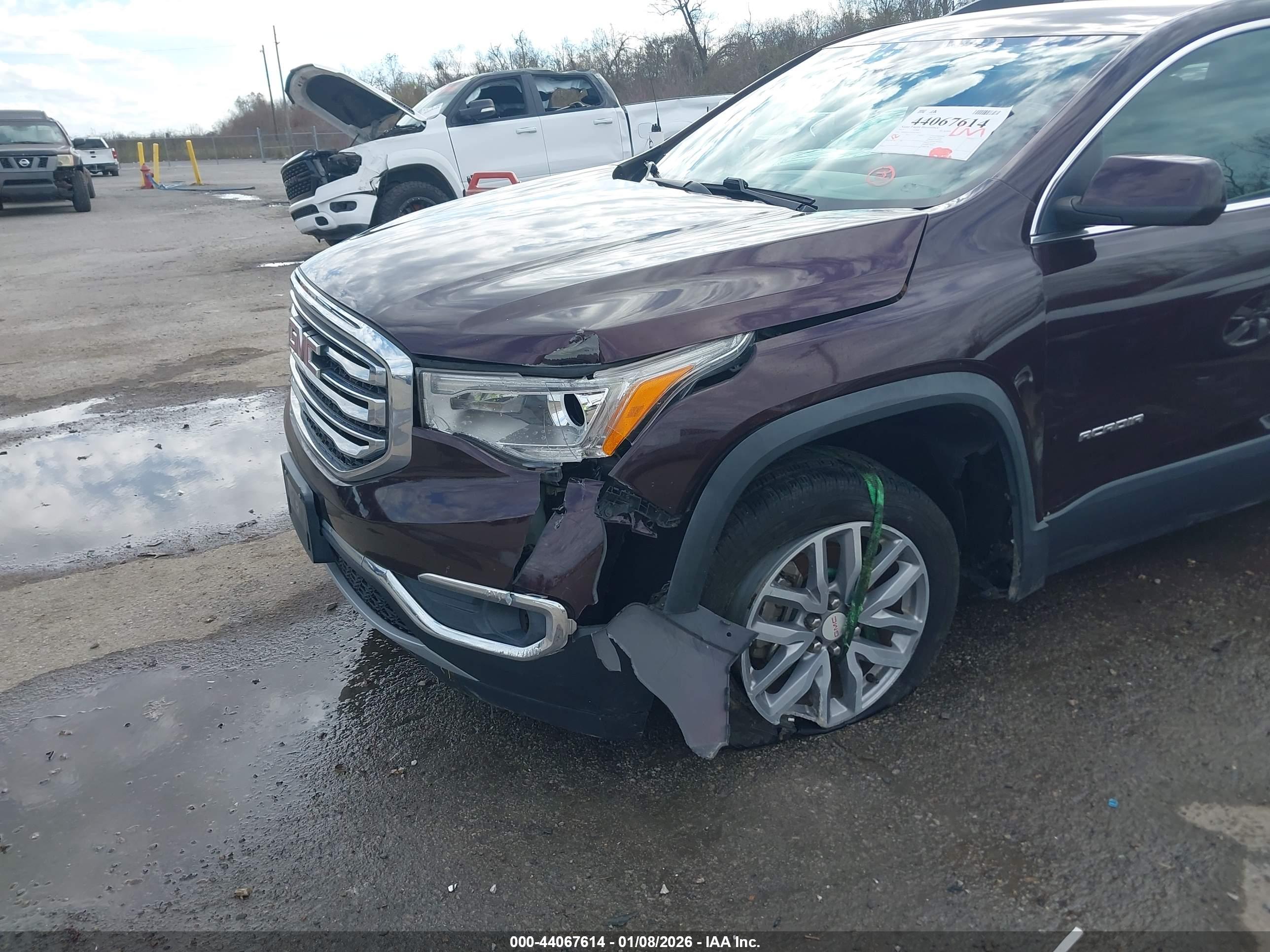 GMC ACADIA image 6