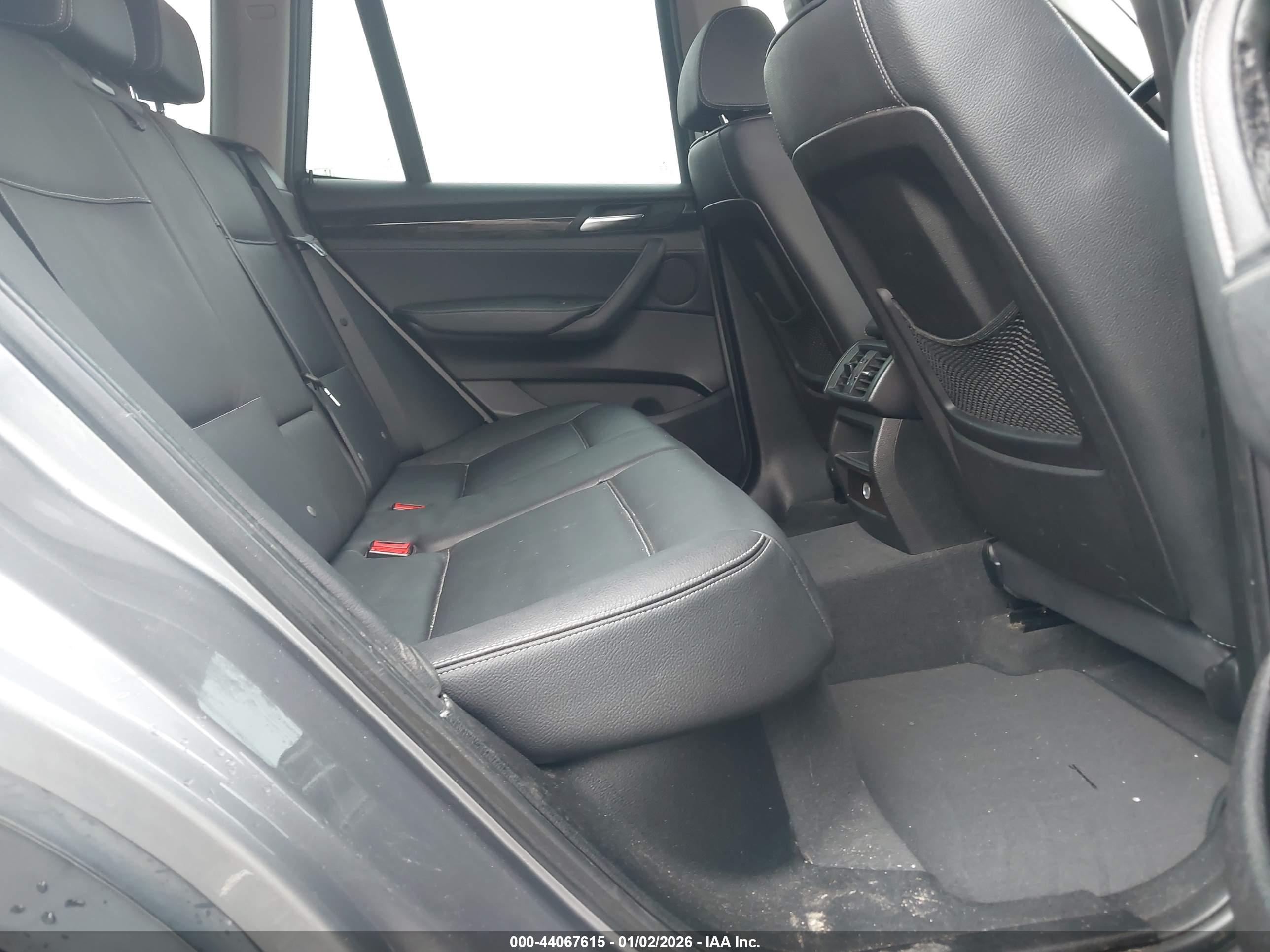 BMW X3 image 8