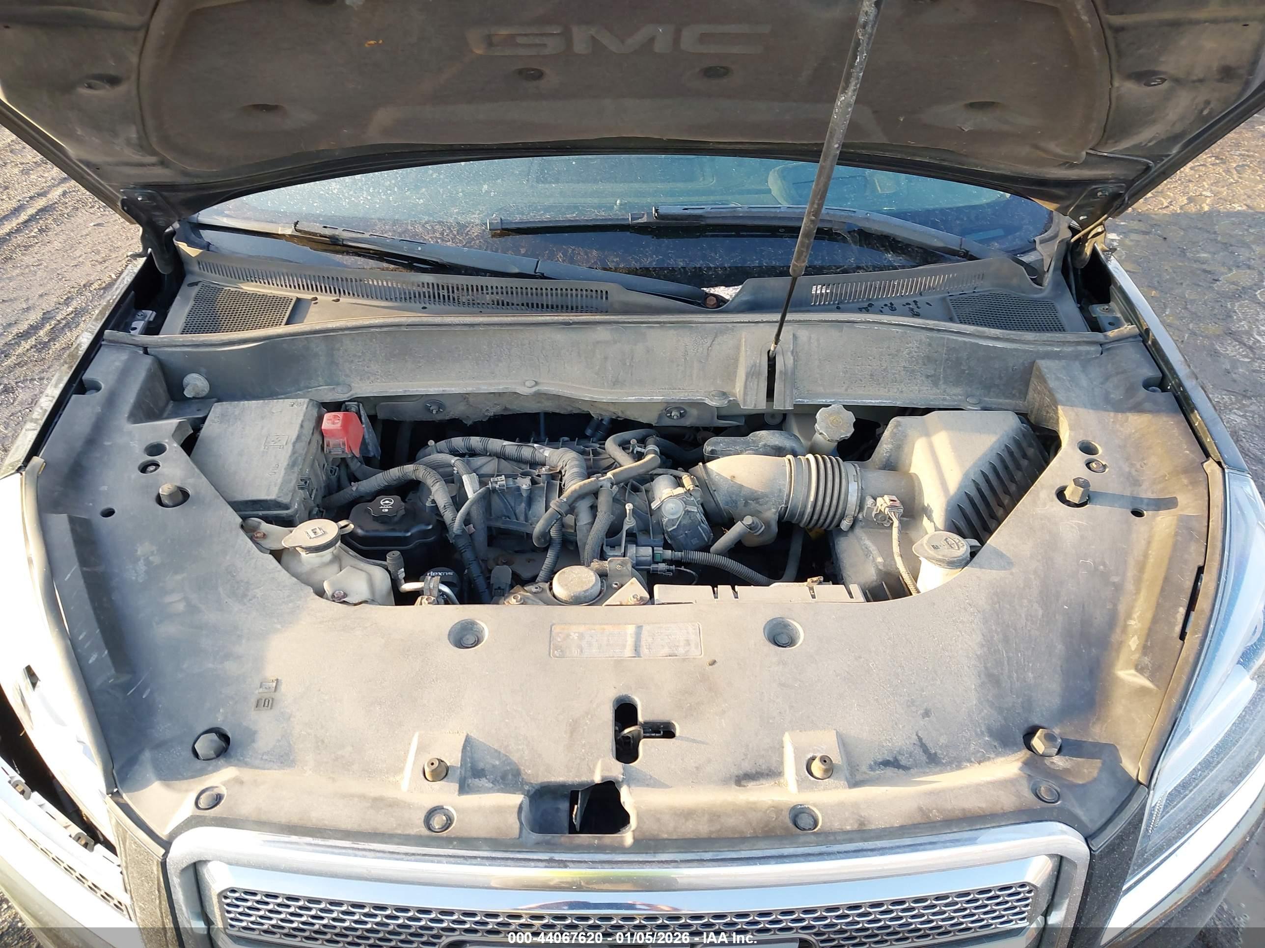 GMC ACADIA image 10