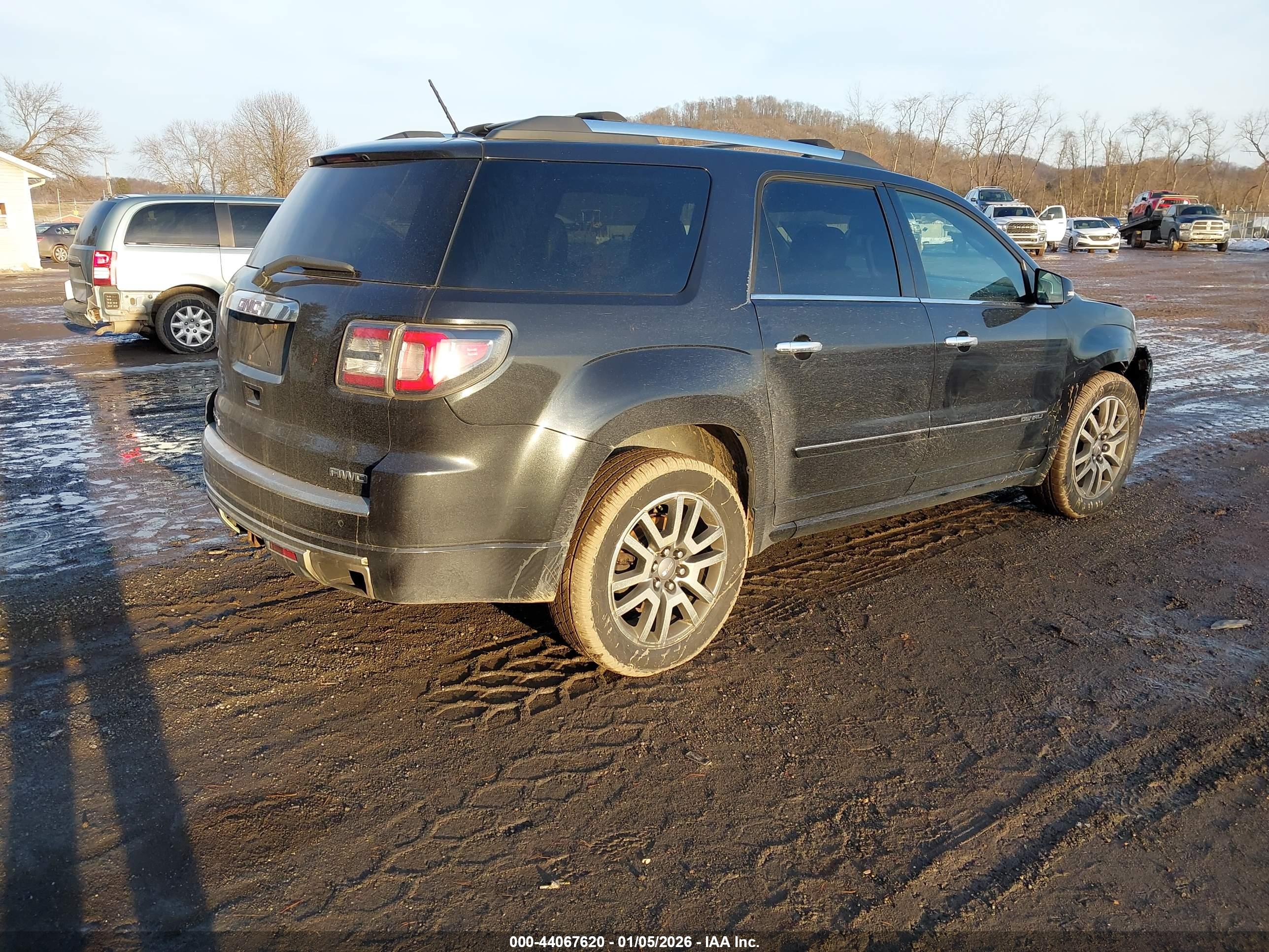 GMC ACADIA image 4