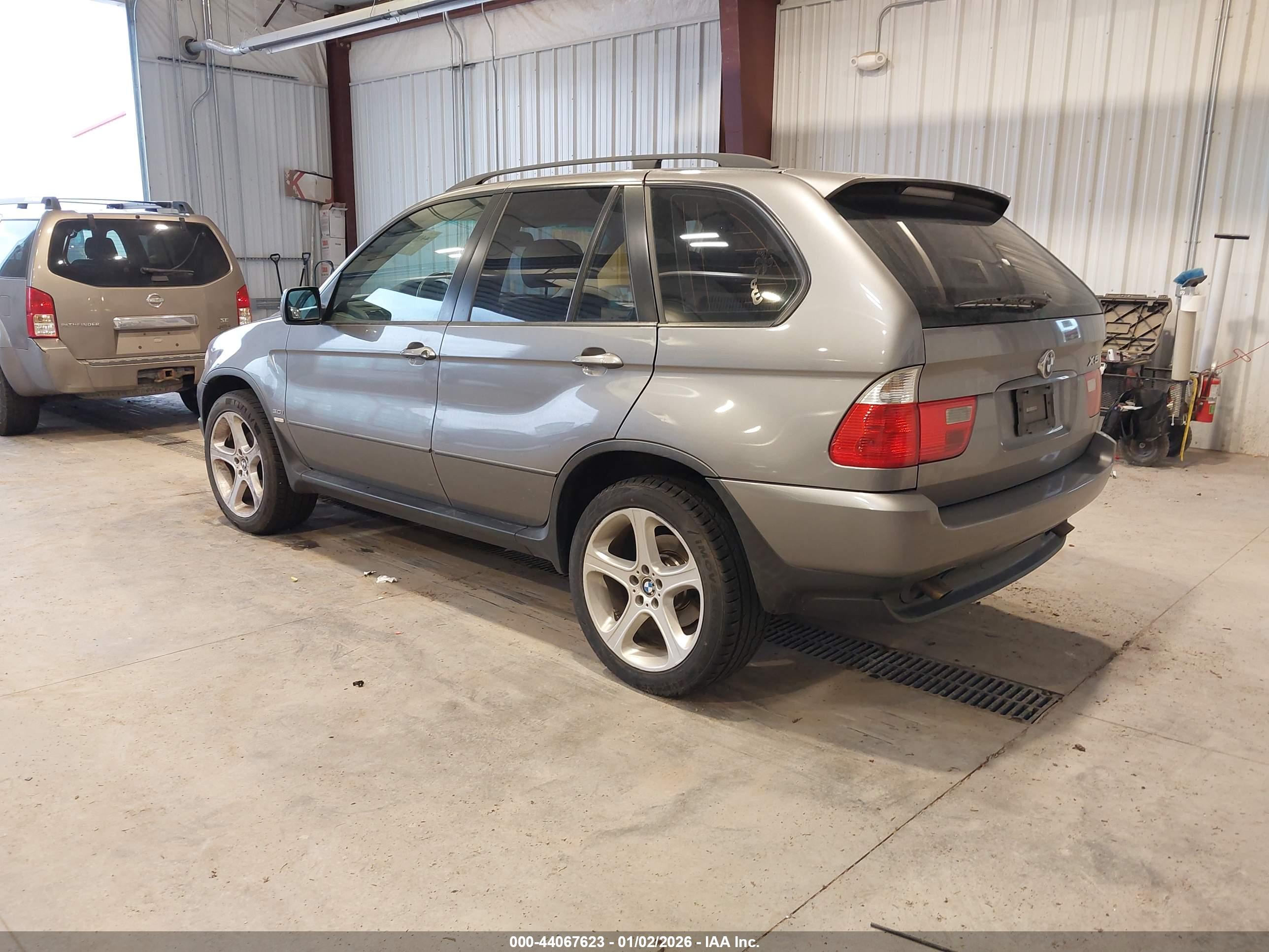 BMW X5 image 3