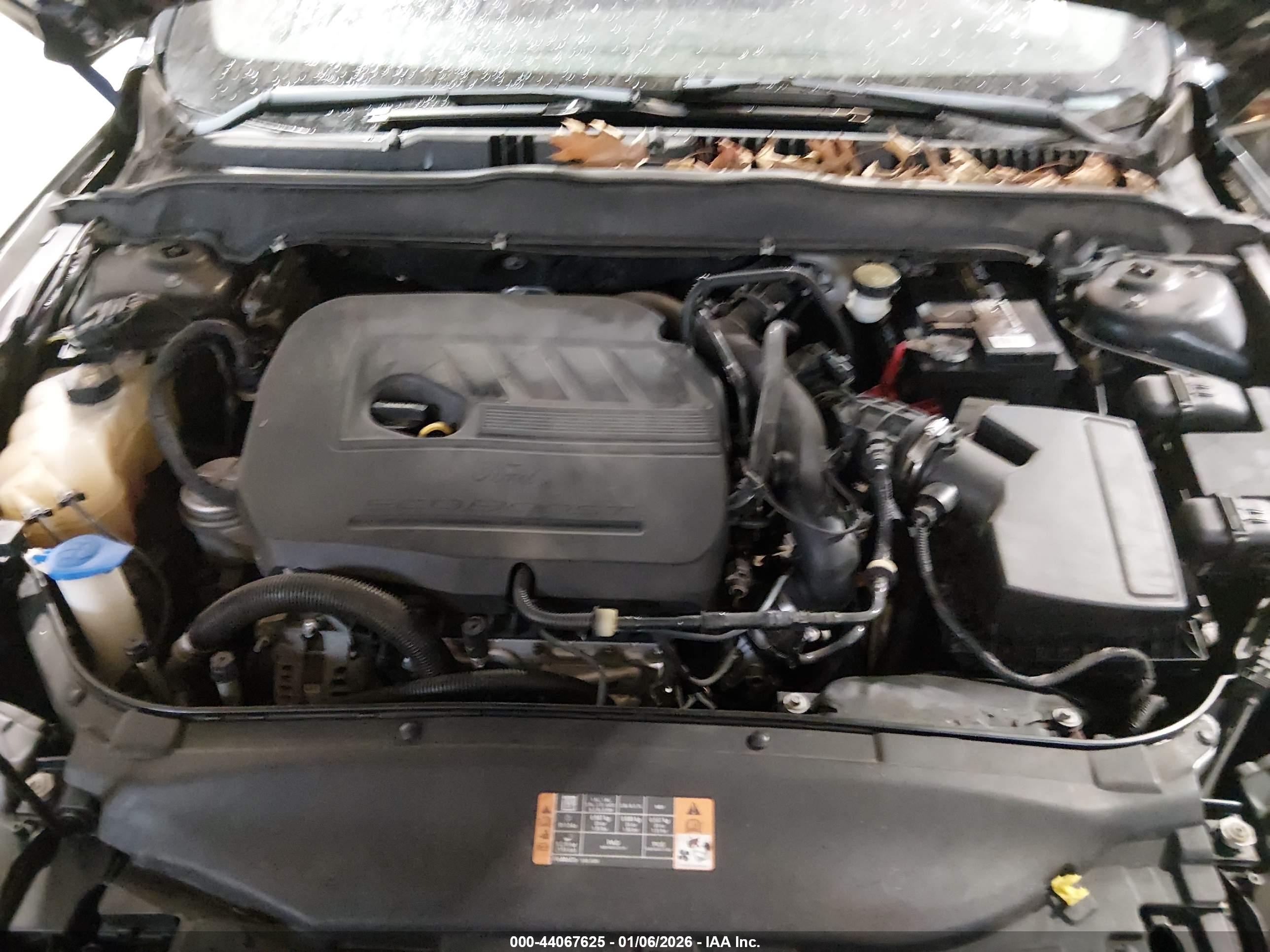FORD FUSION image 10