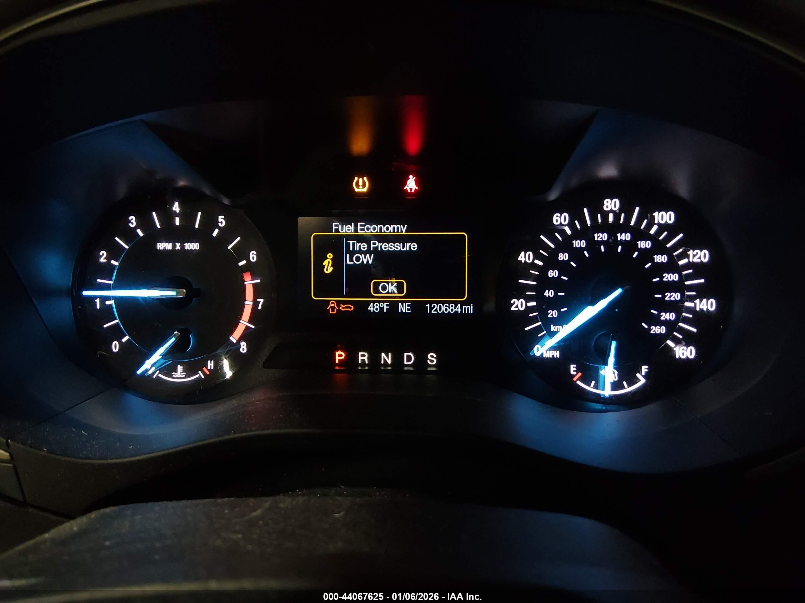 FORD FUSION image 7