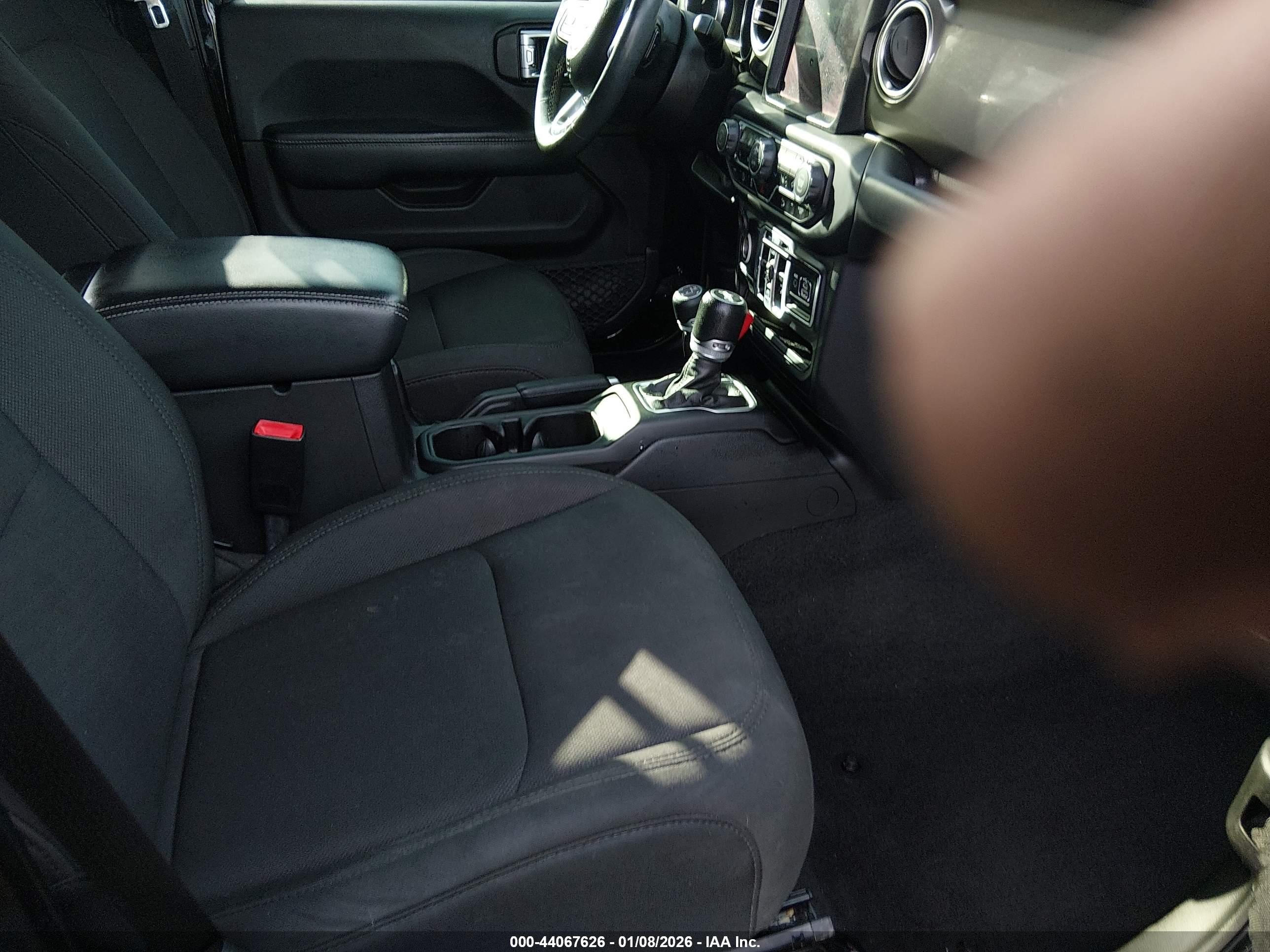 JEEP WRANGLER image 5