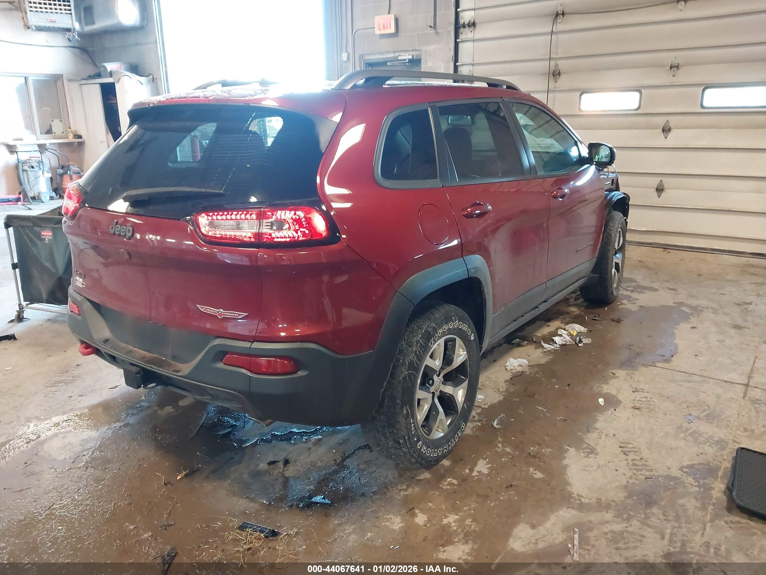 JEEP CHEROKEE image 4
