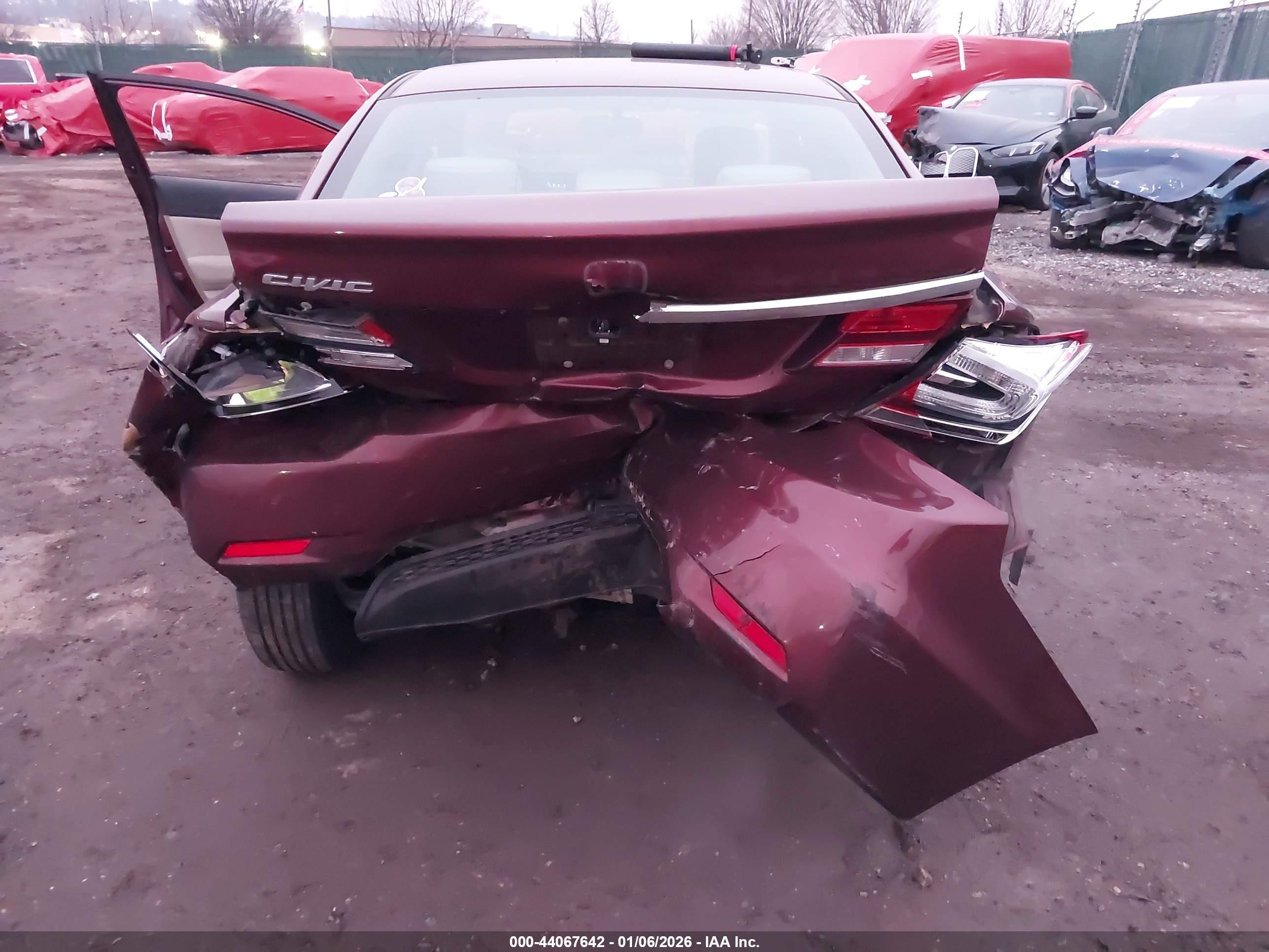 HONDA CIVIC image 6