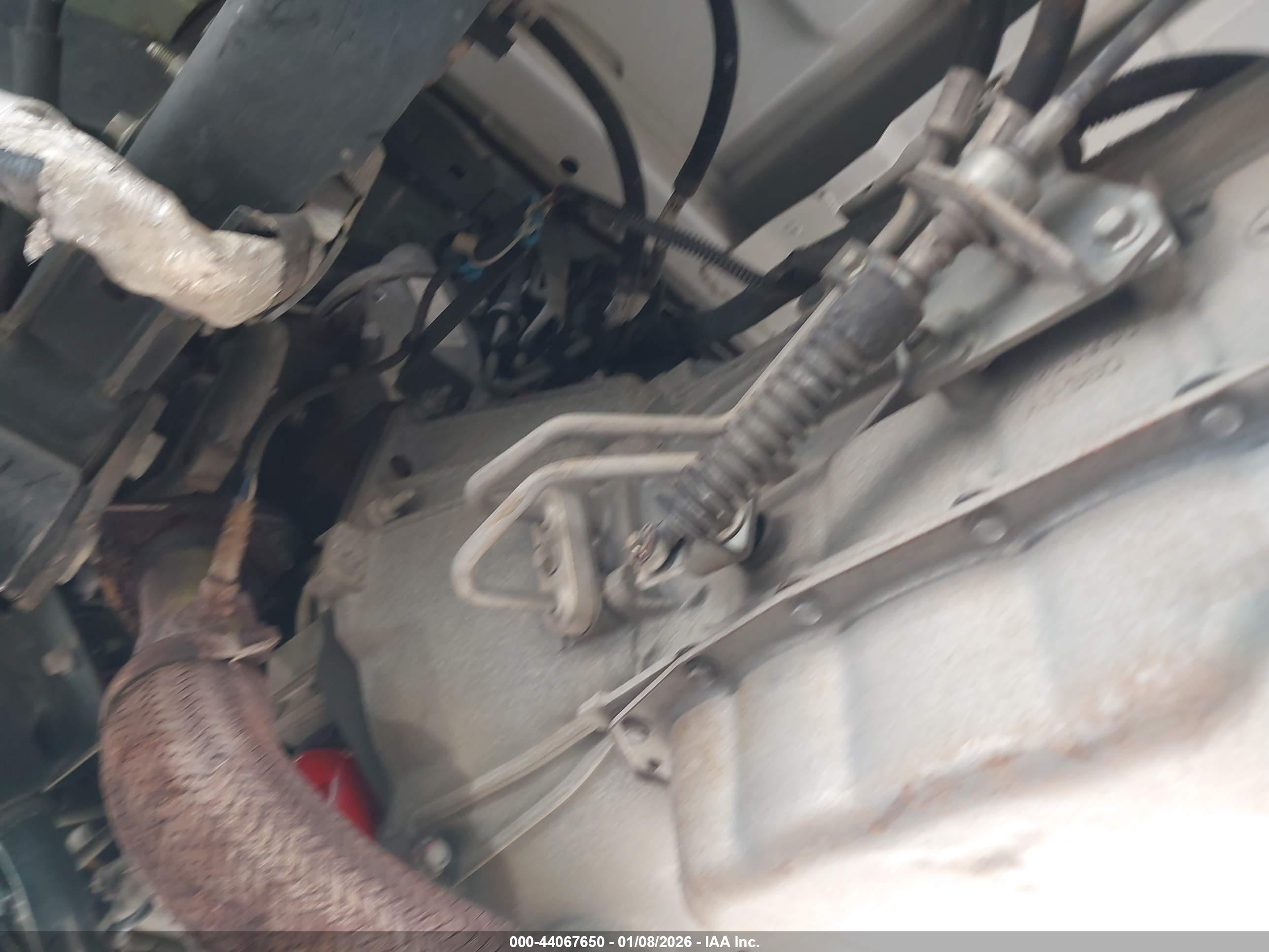CHEVROLET 4500 image 10