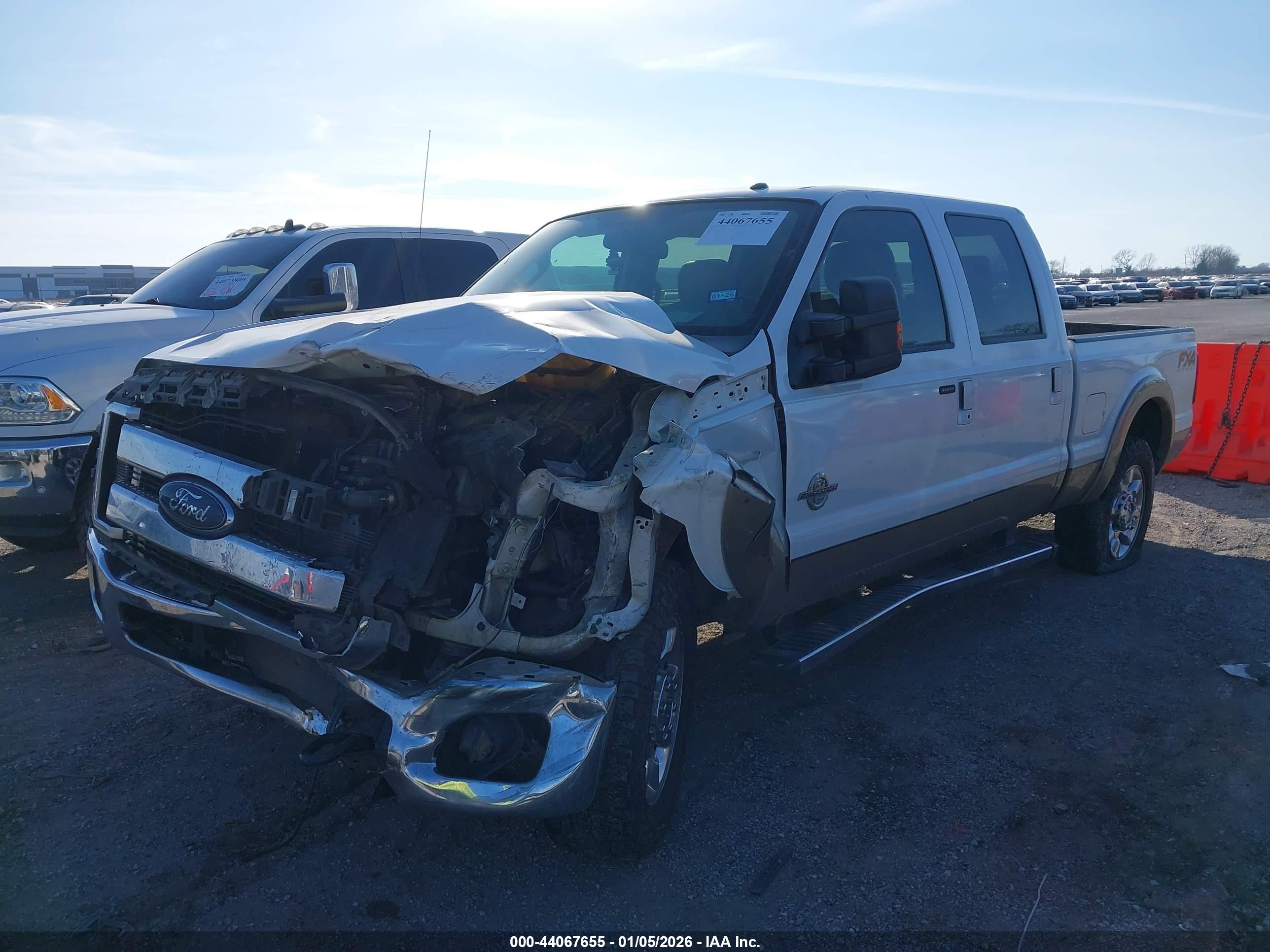FORD F-250 image 2