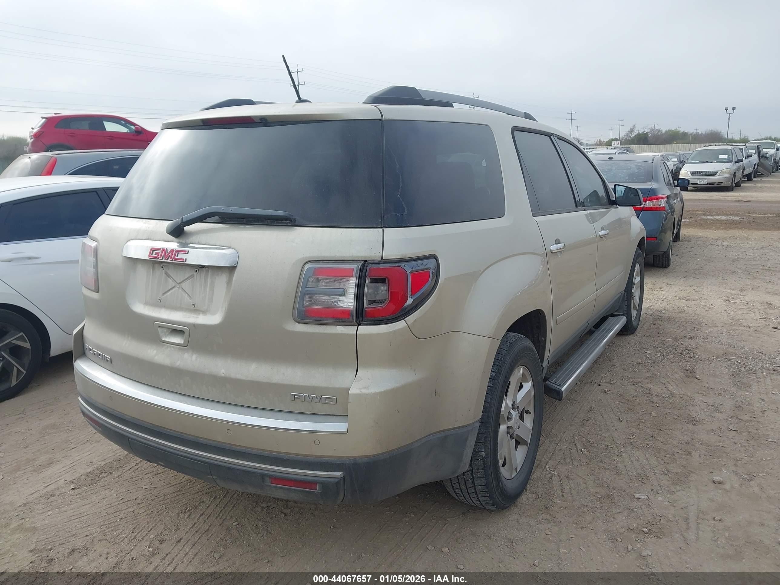 GMC ACADIA image 4