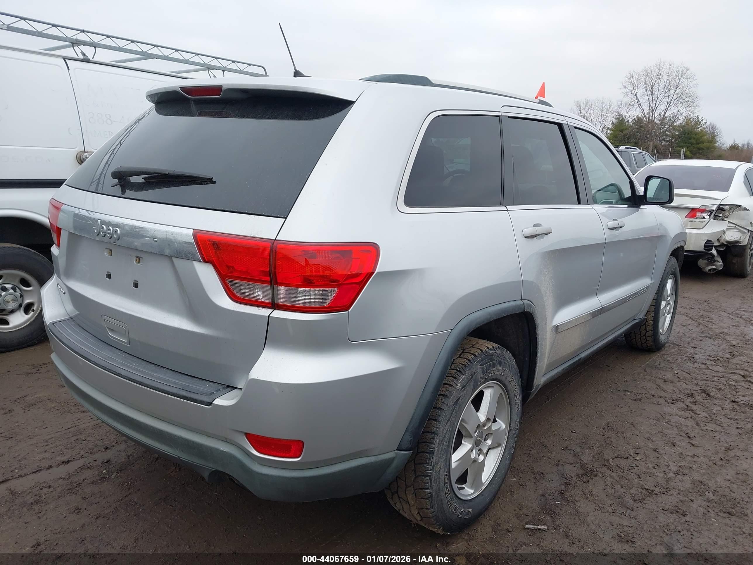 JEEP GRAND image 4