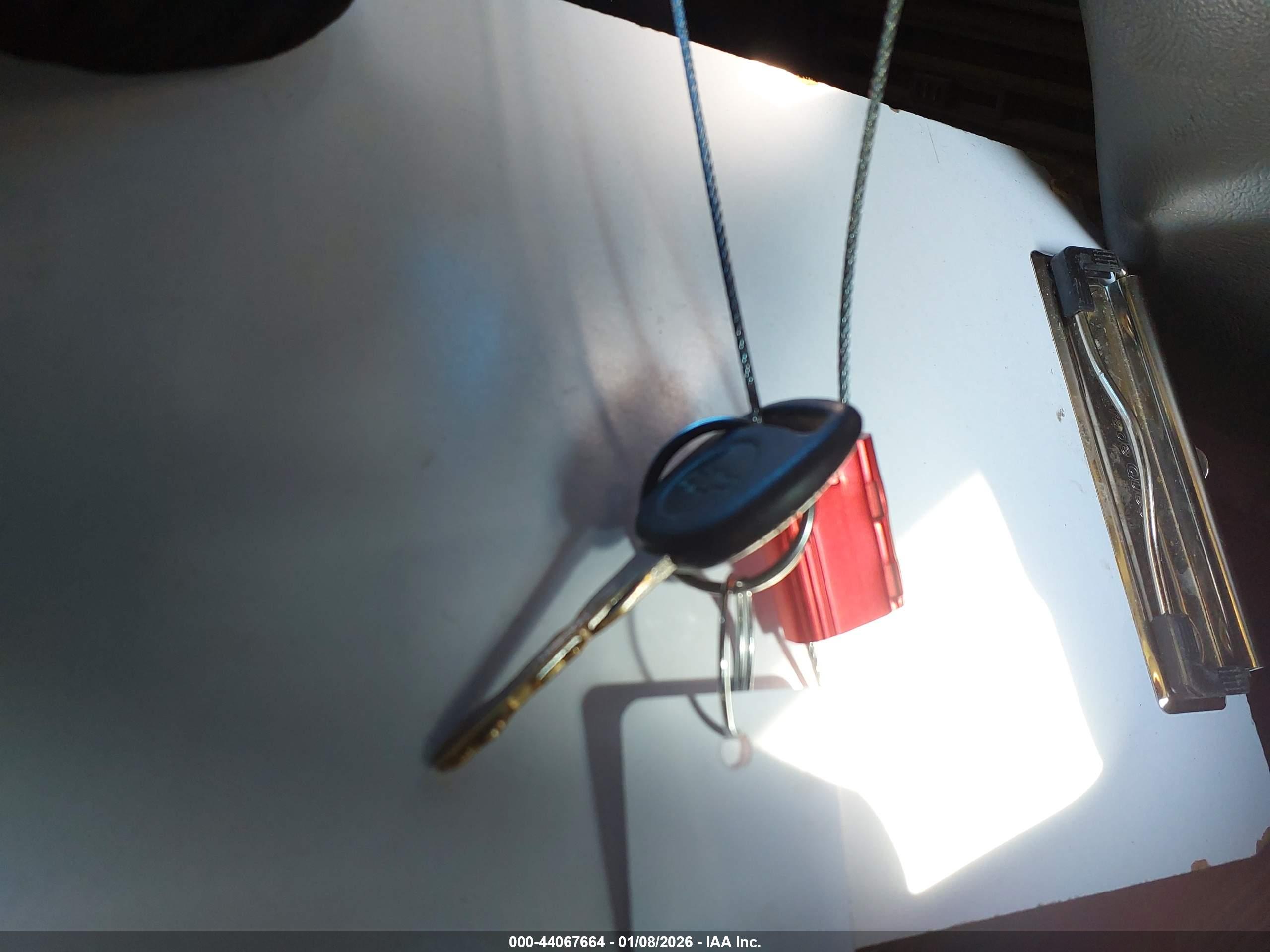 CHEVROLET EXPRESS image 11