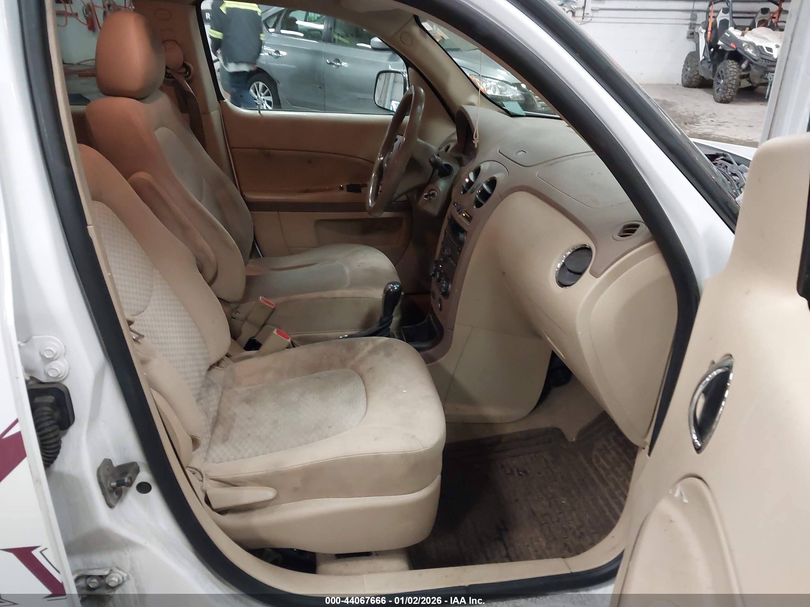 CHEVROLET HHR image 5
