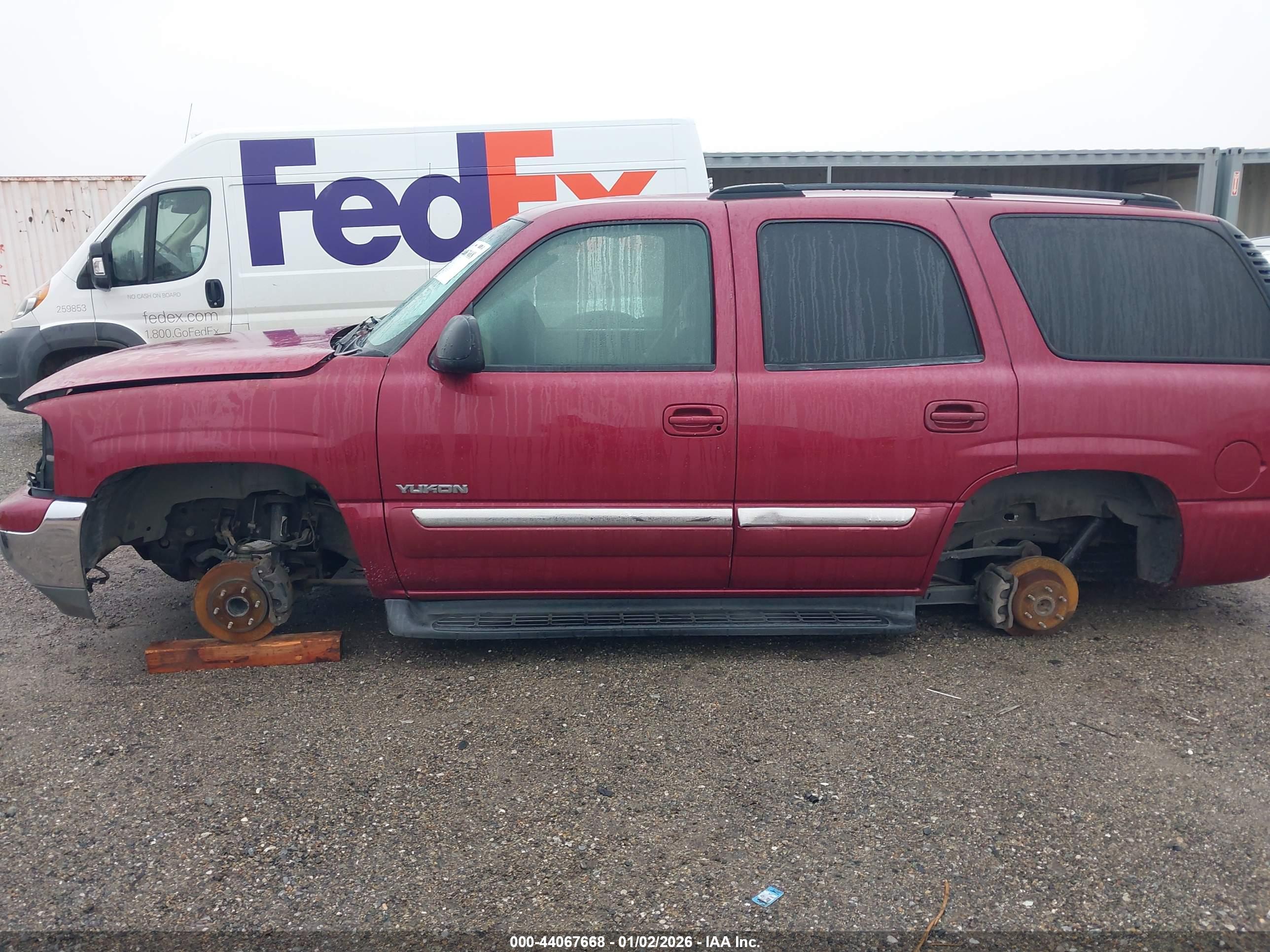GMC YUKON image 6