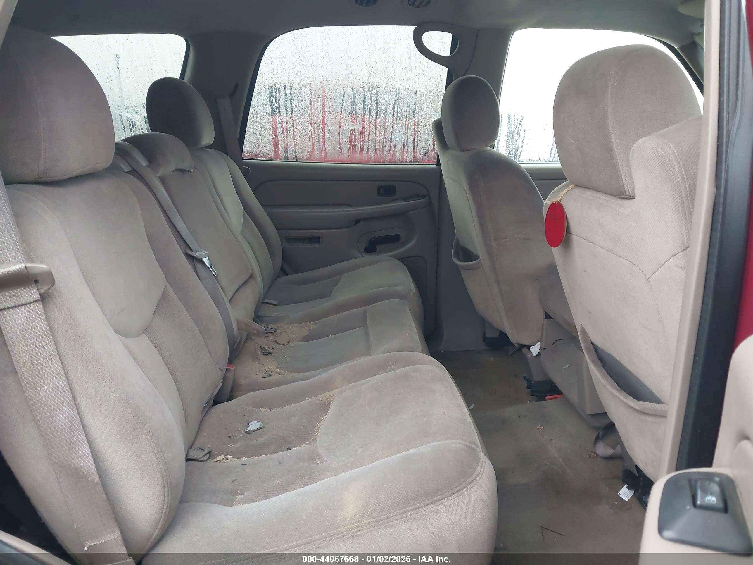 GMC YUKON image 8