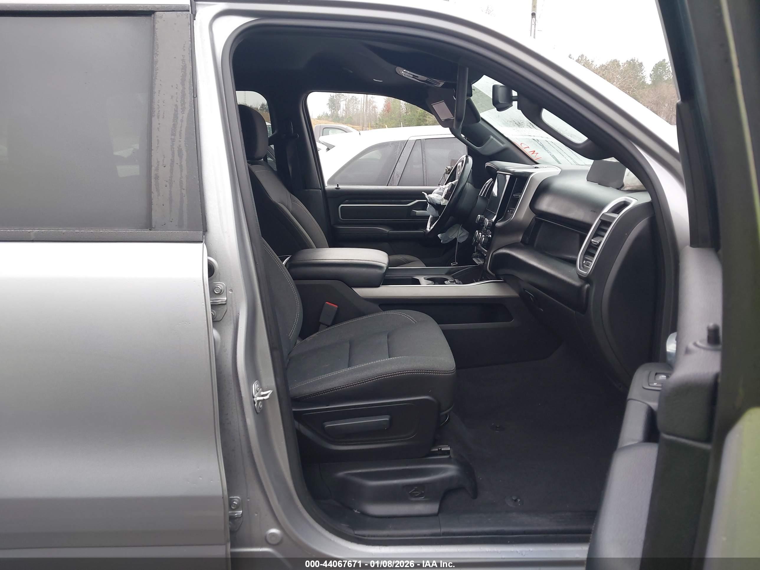 RAM 1500 image 5