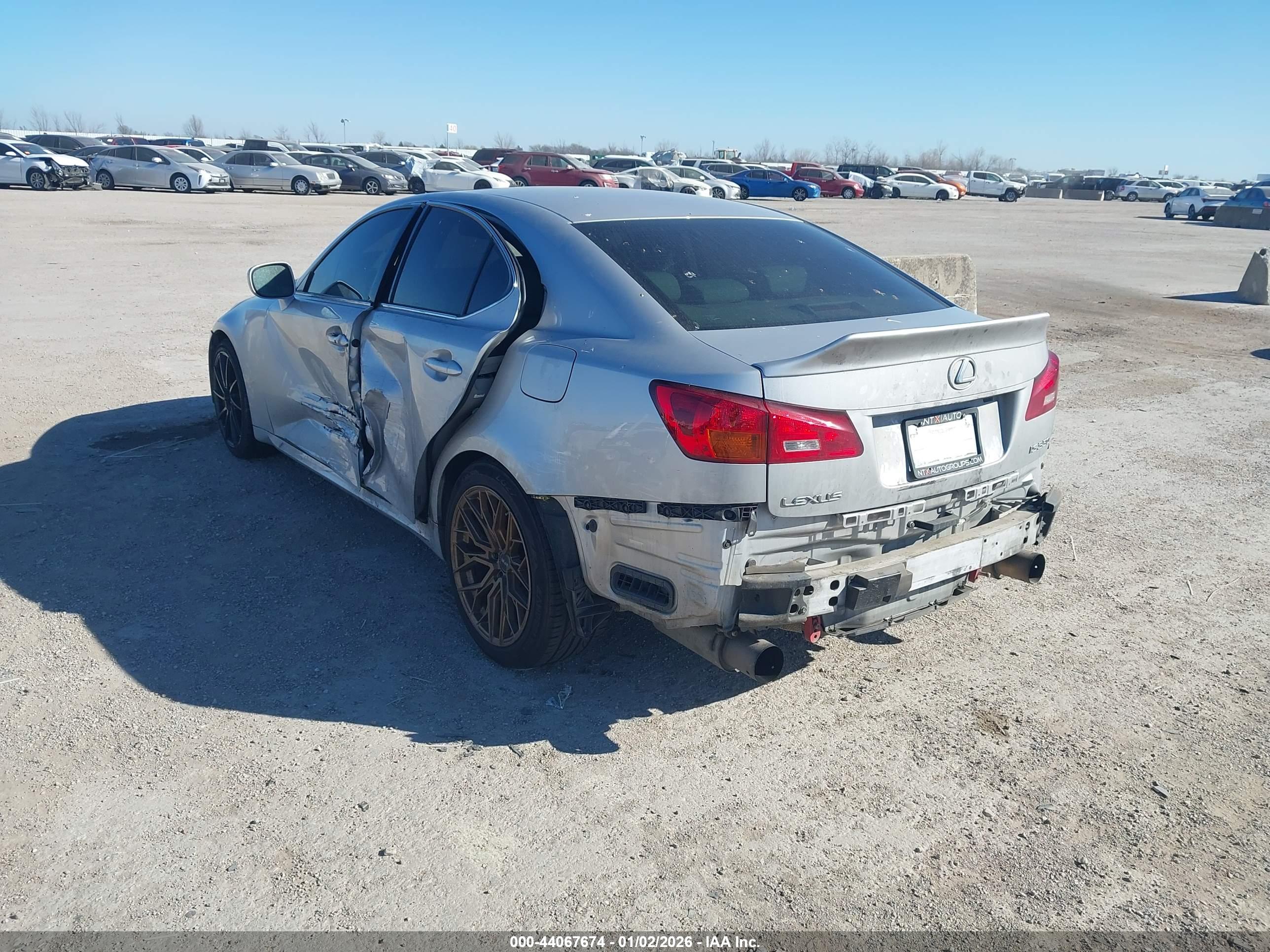 LEXUS IS image 6