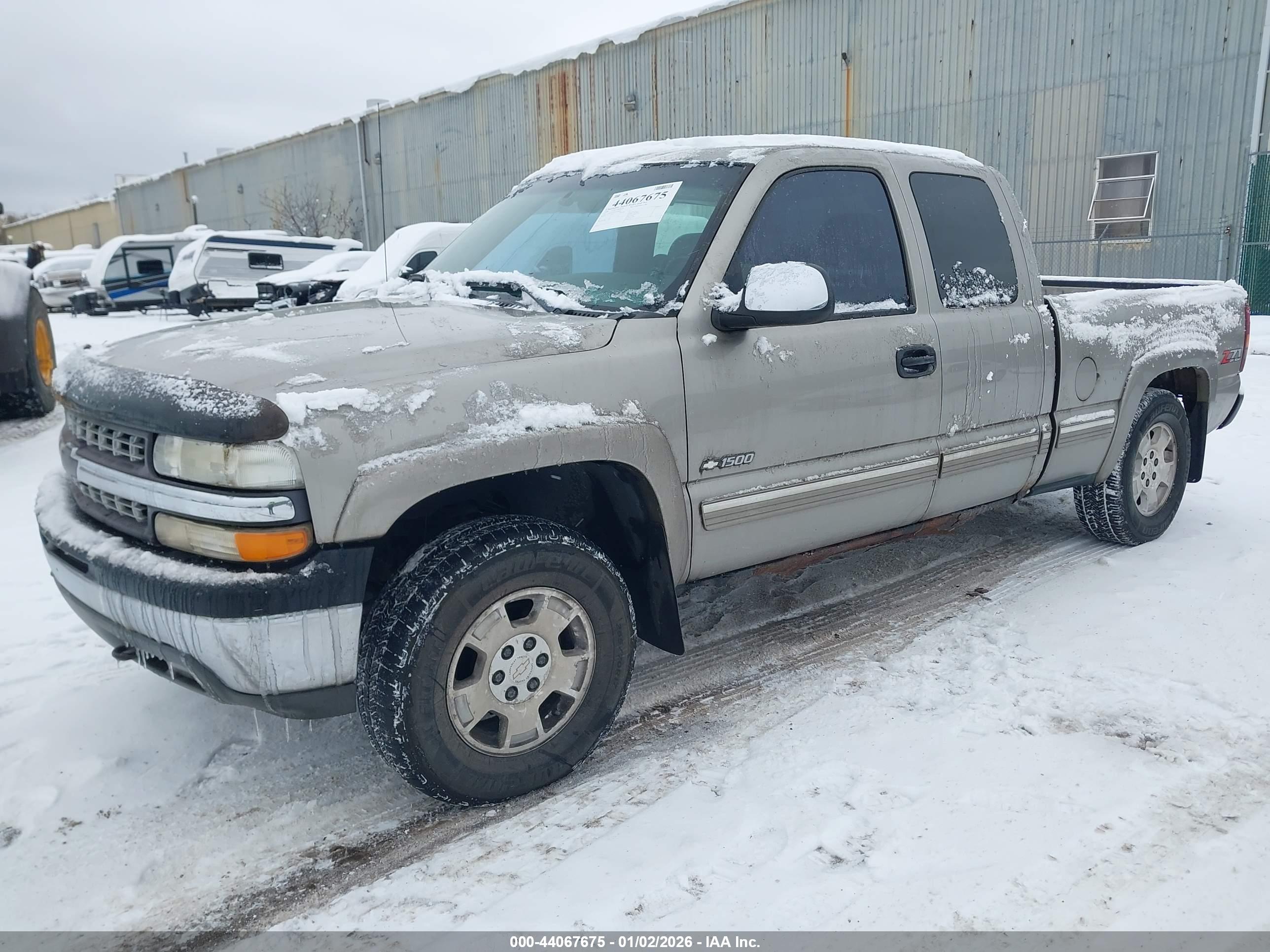 CHEVROLET SILVERADO image 2