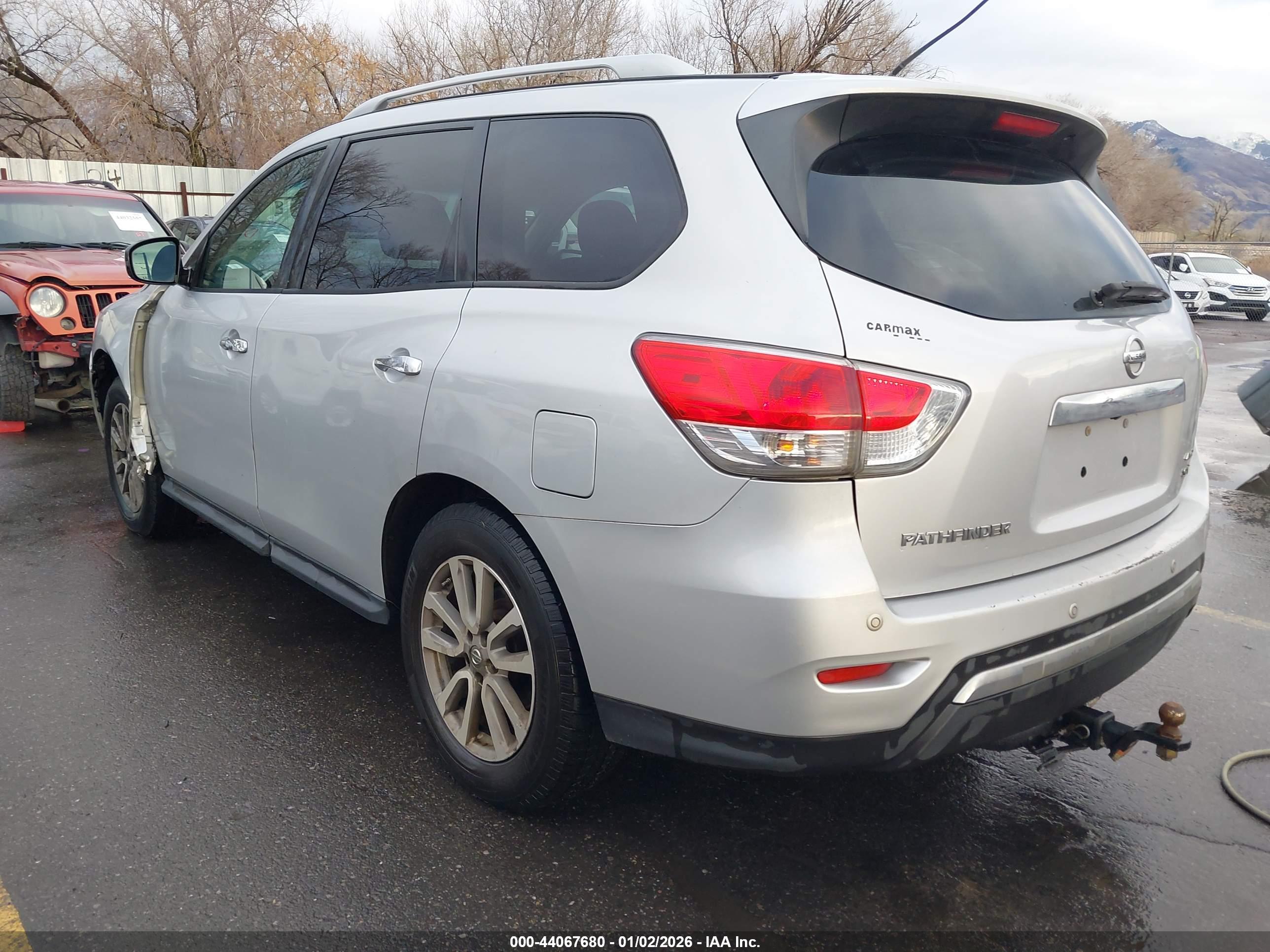 NISSAN PATHFINDER image 3