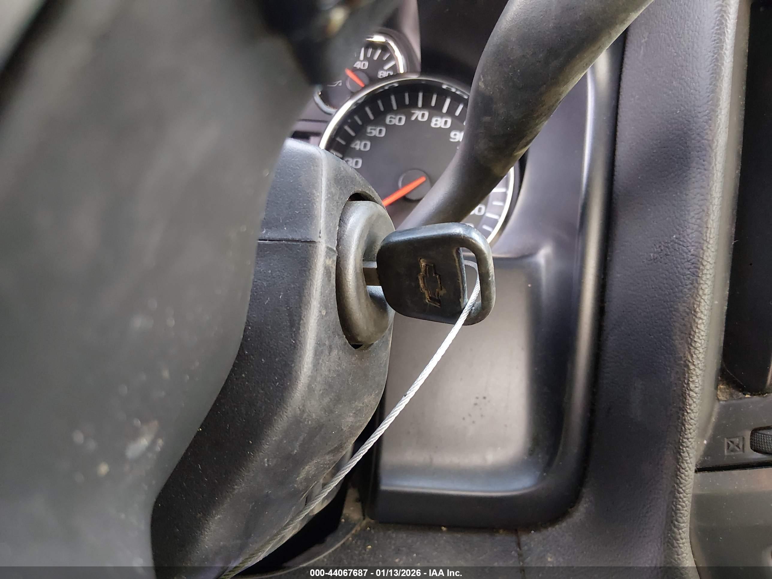 CHEVROLET SILVERADO image 11