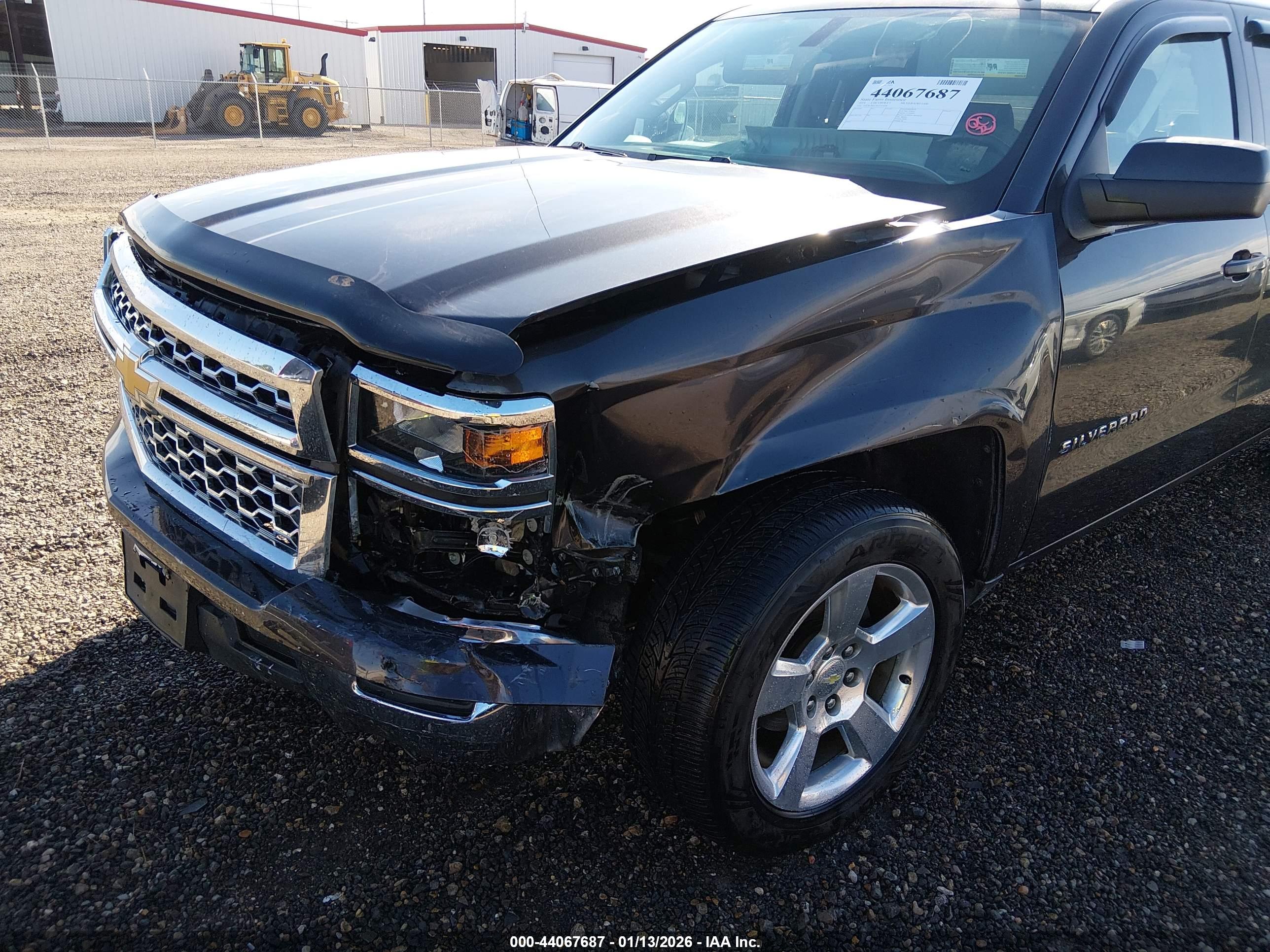 CHEVROLET SILVERADO image 6