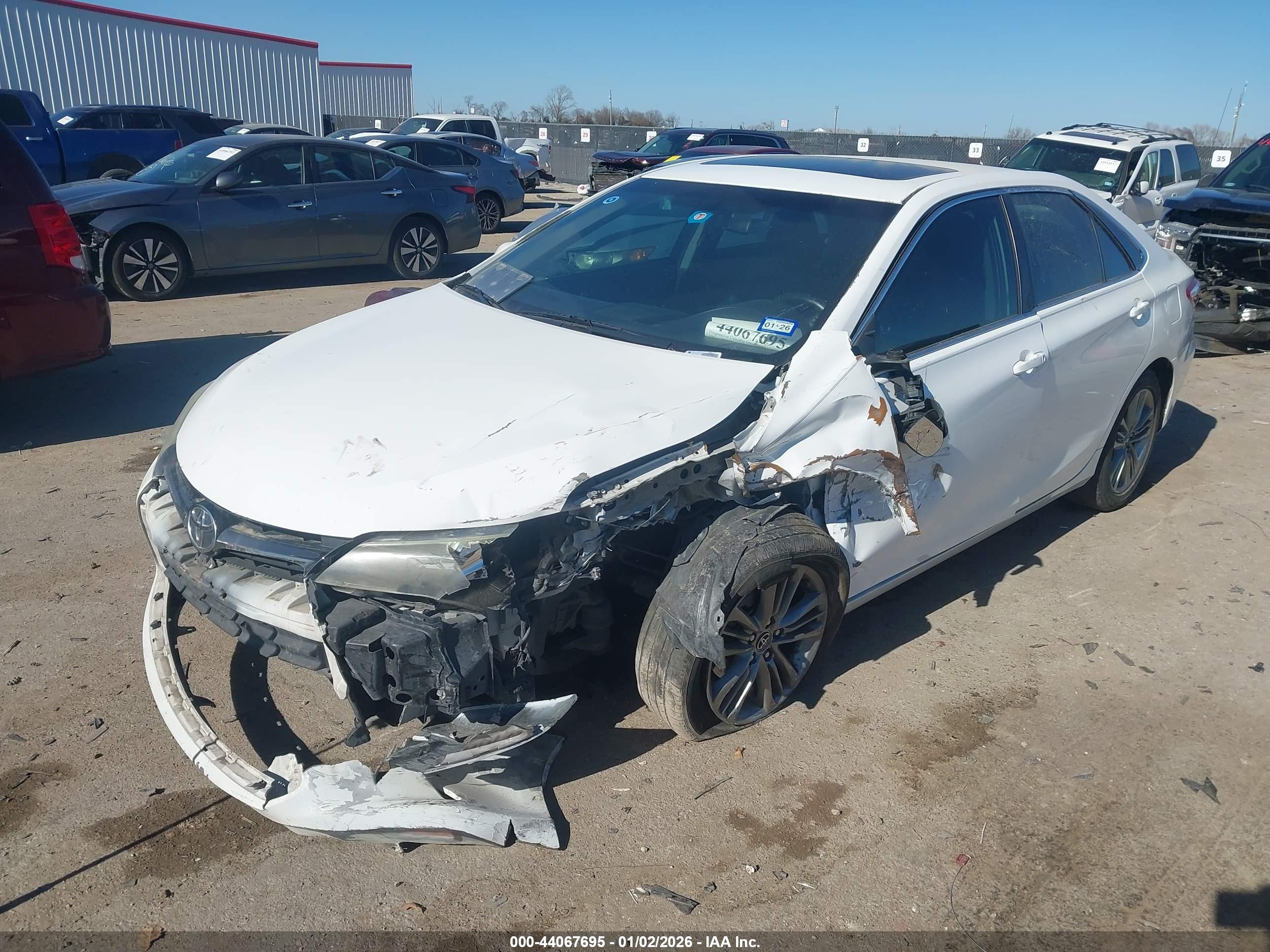 TOYOTA CAMRY image 2