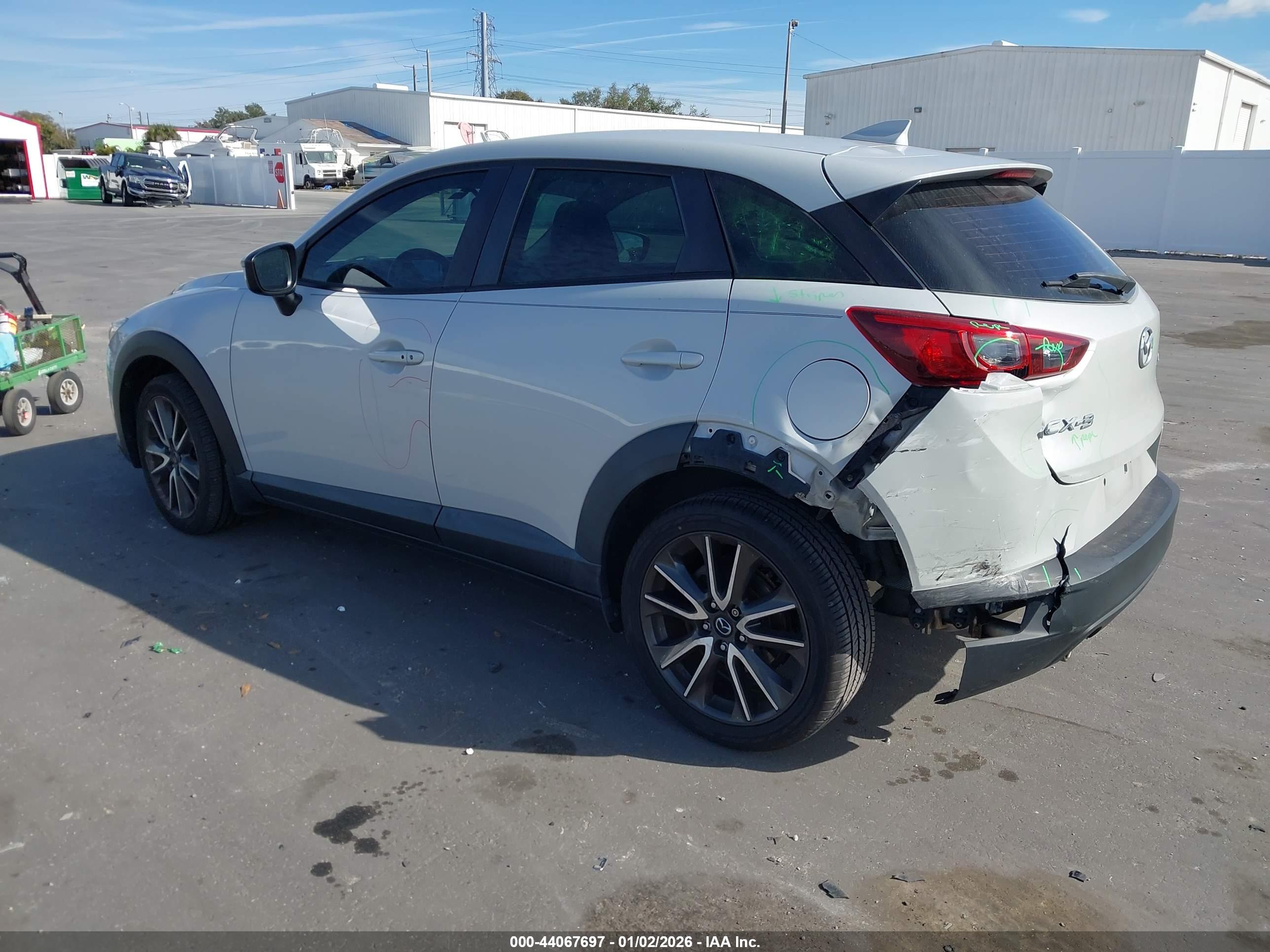 MAZDA CX-3 image 3