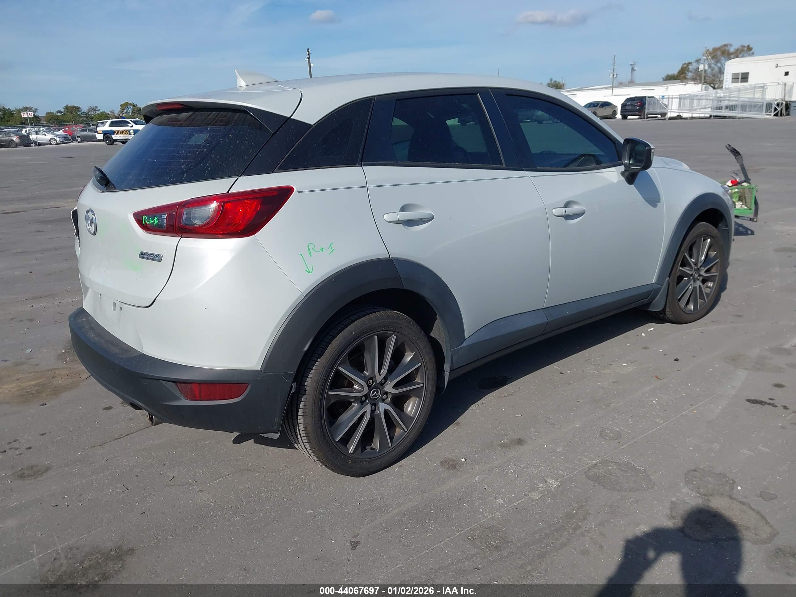 MAZDA CX-3 image 4