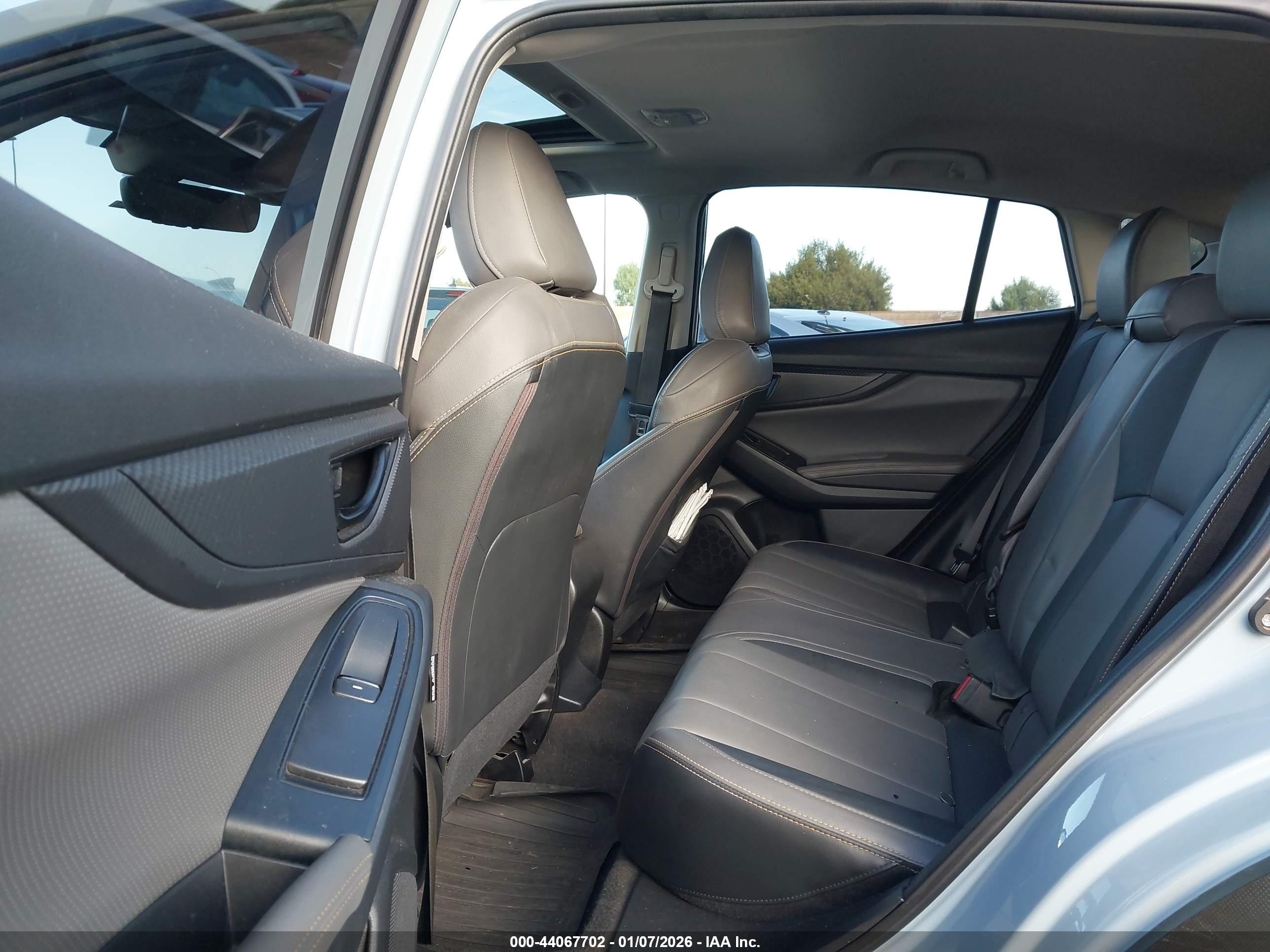 SUBARU CROSSTREK image 8